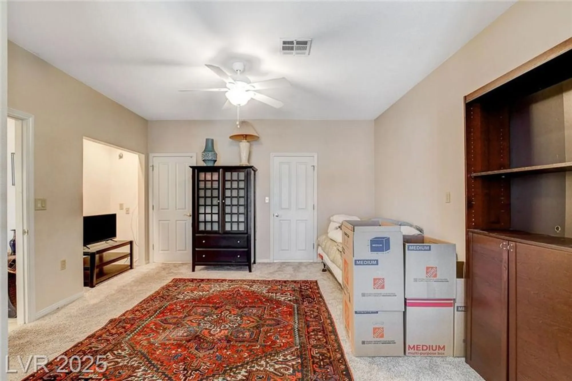 Property Slideshow image 38 of 63 | 352 mill hollow rd, Las Vegas, NV, 89107