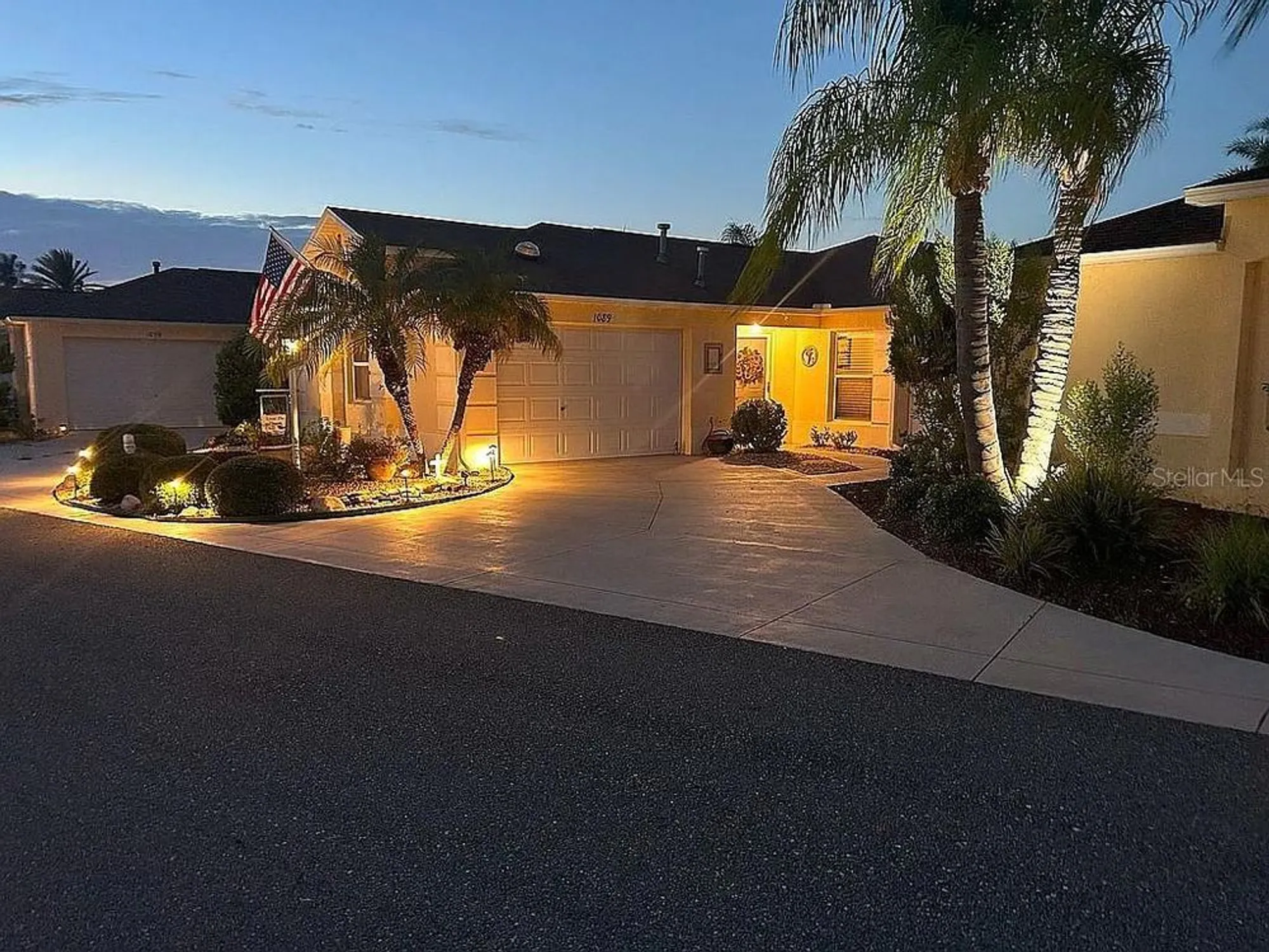 Property Slideshow image 1 of 40 | 1089 summerton st, The Villages, FL, 32162