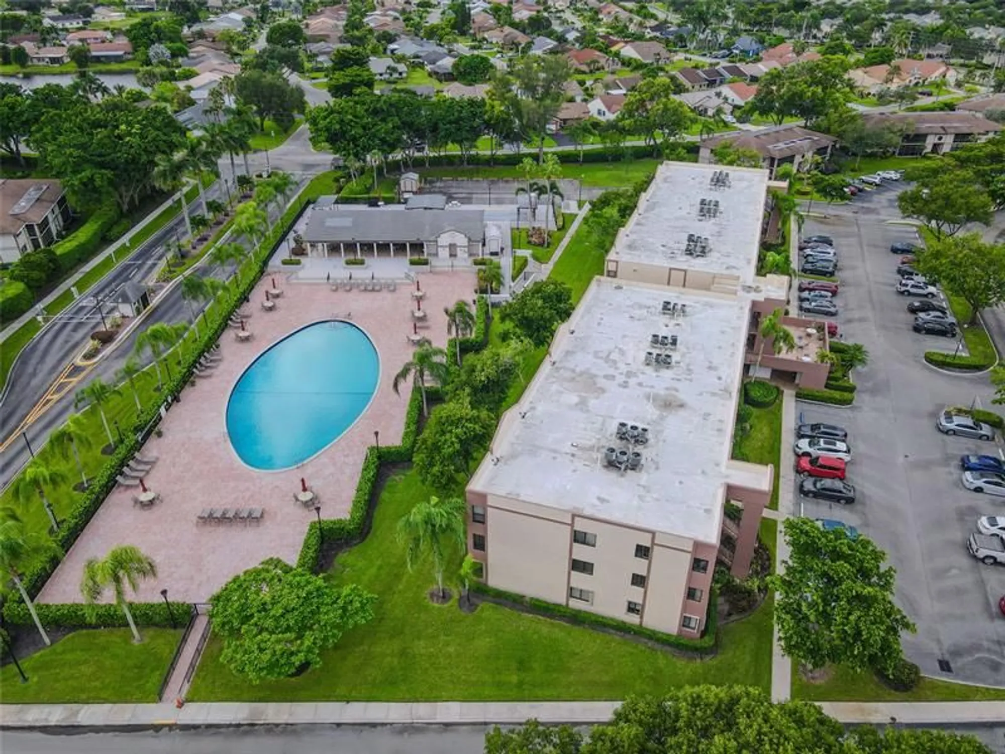 Property Slideshow image 24 of 25 | 10675 w clairmont cir # 202, Tamarac, FL, 33321