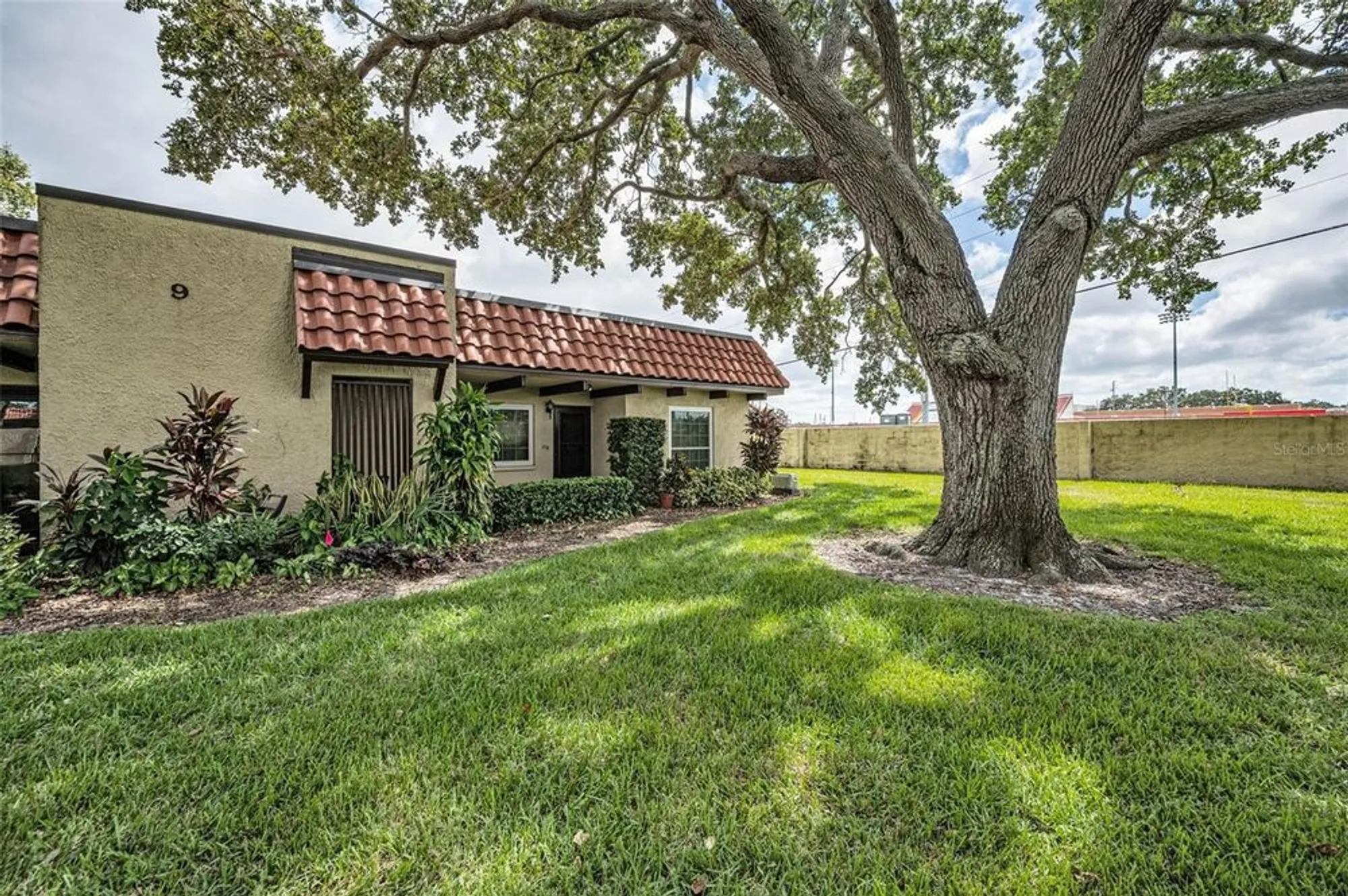 Property Slideshow image 4 of 66 | 1701 pinehurst rd 9h, Dunedin, FL, 34698