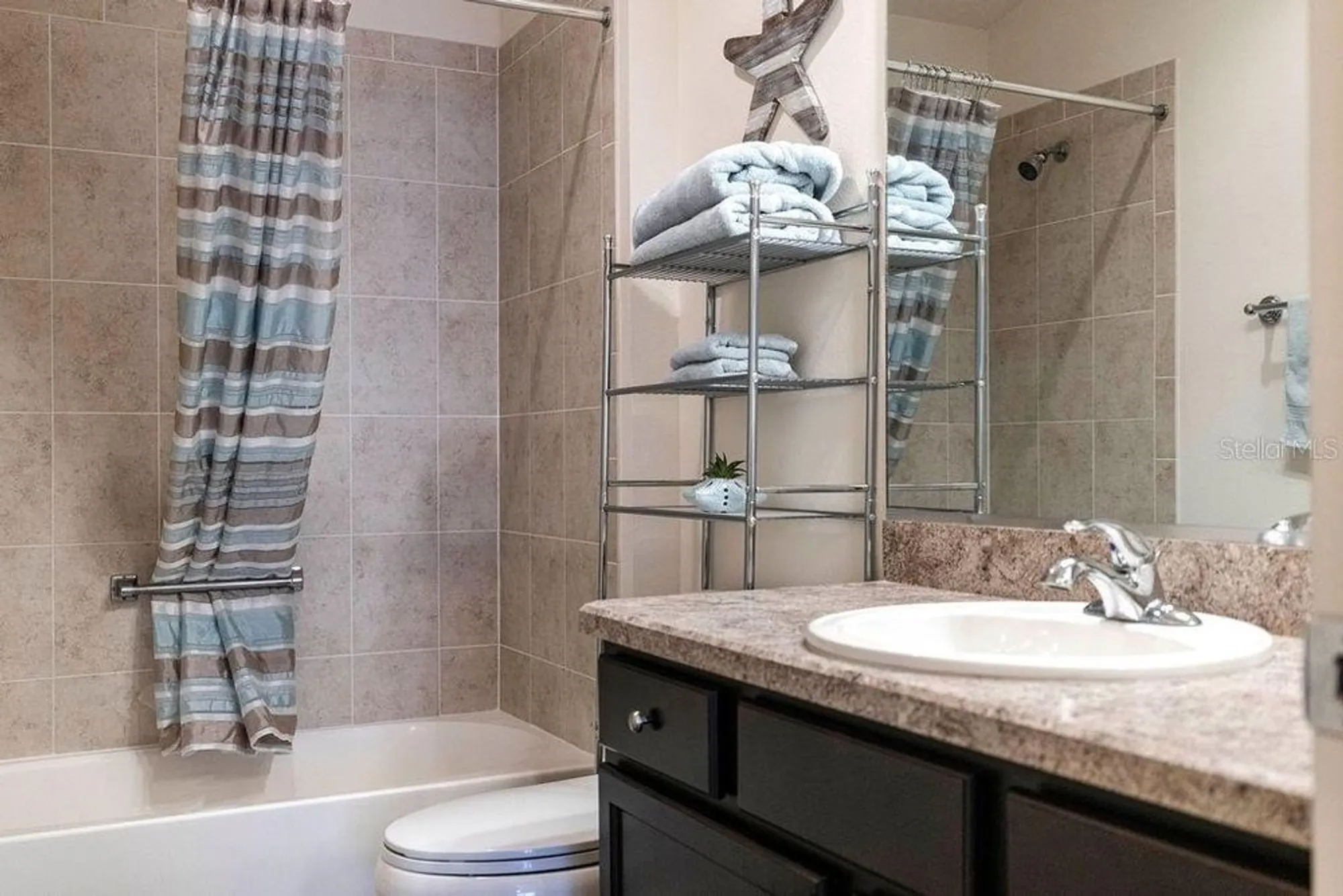 Property Slideshow image 23 of 31 | 852 sapphire pl, The Villages, FL, 32163