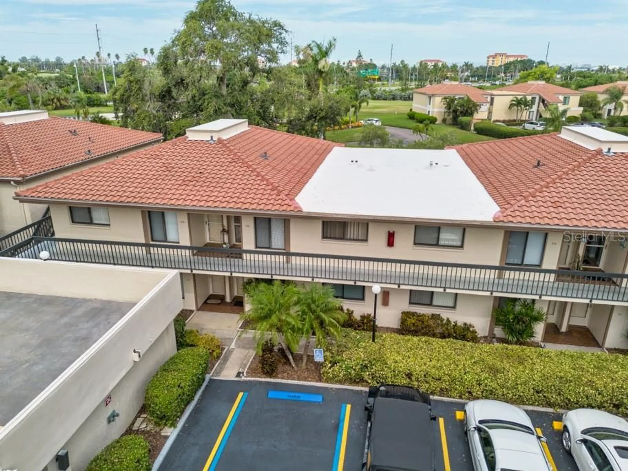 Property Slideshow image 28 of 45 | 6219 palma del mar blvd s apt 114, St Petersburg, FL, 33715