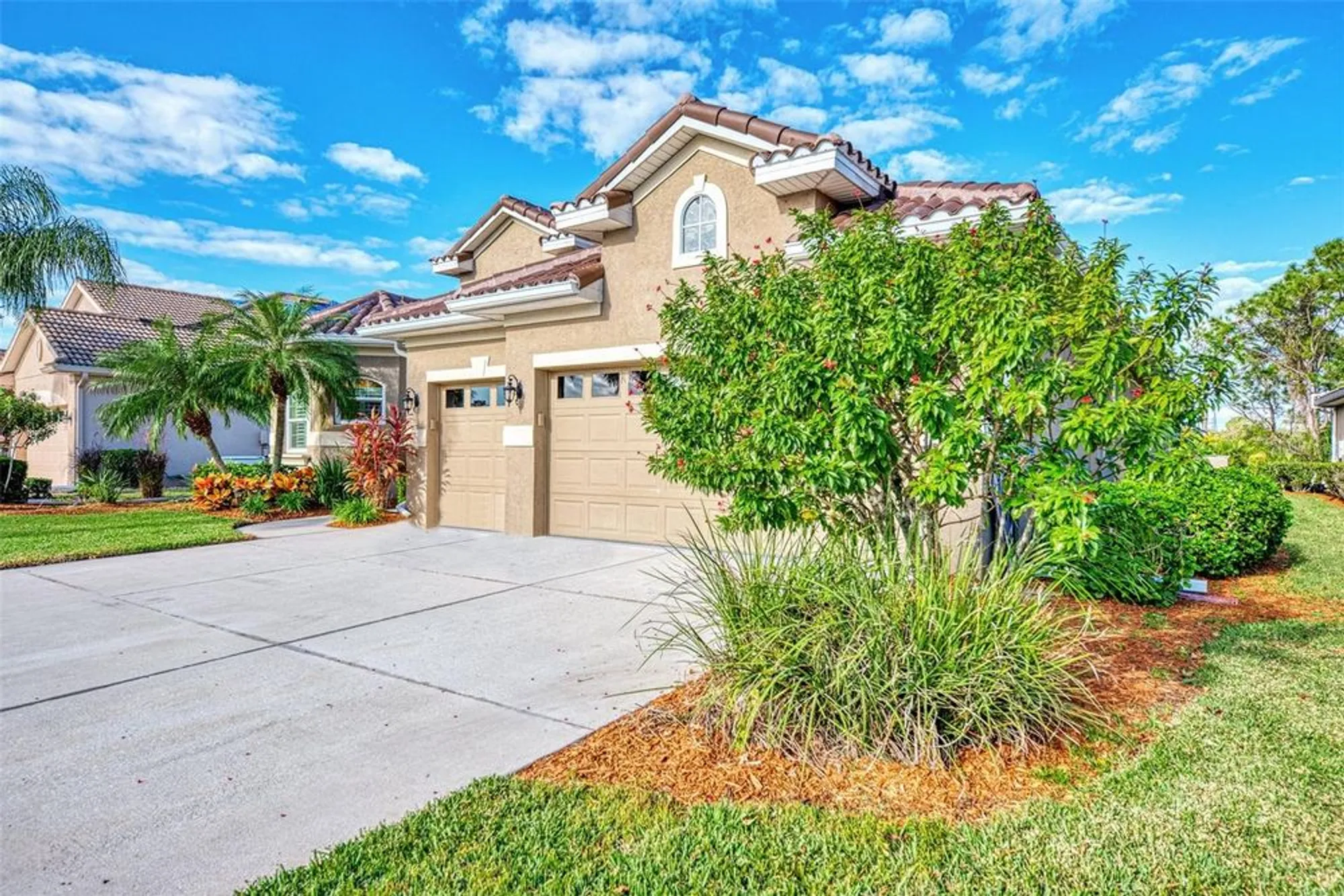 Property Slideshow image 7 of 73 | 1221 creek nine dr, North Port, FL, 34291