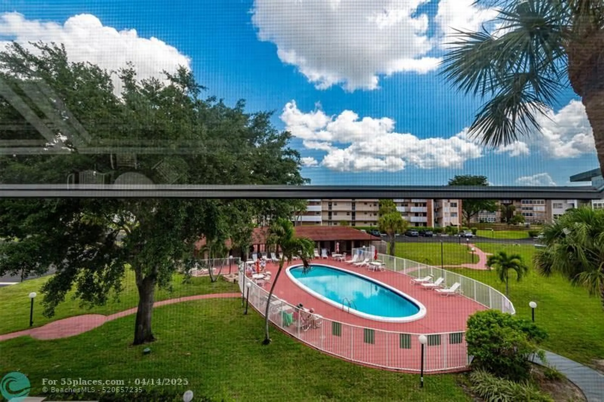 Property Slideshow image 20 of 36 | 2861 nw 47th ter apt 303, Lauderdale Lakes, FL, 33313