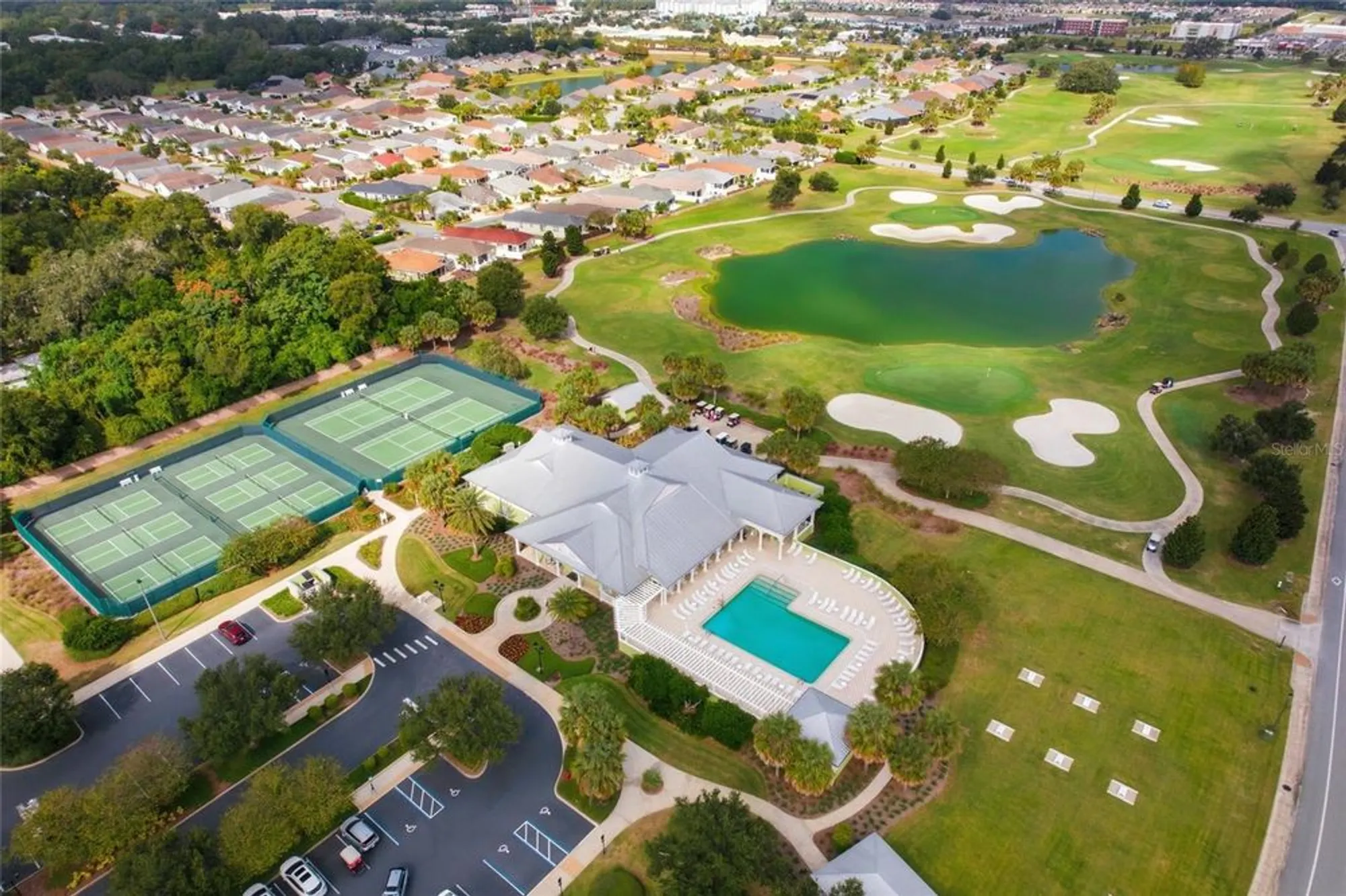 Property Slideshow image 34 of 38 | 1923 useppa oaks ln, The Villages, FL, 32163