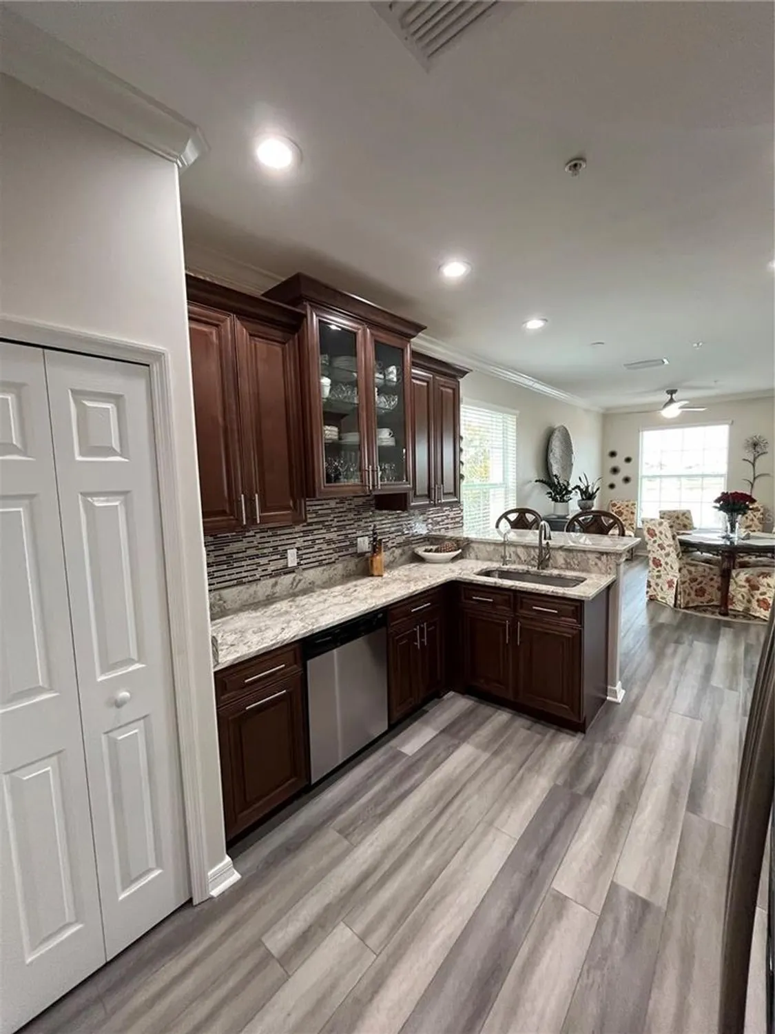 Property Slideshow image 15 of 45 | 5677 fossano dr # 506, Sarasota, FL, 34238