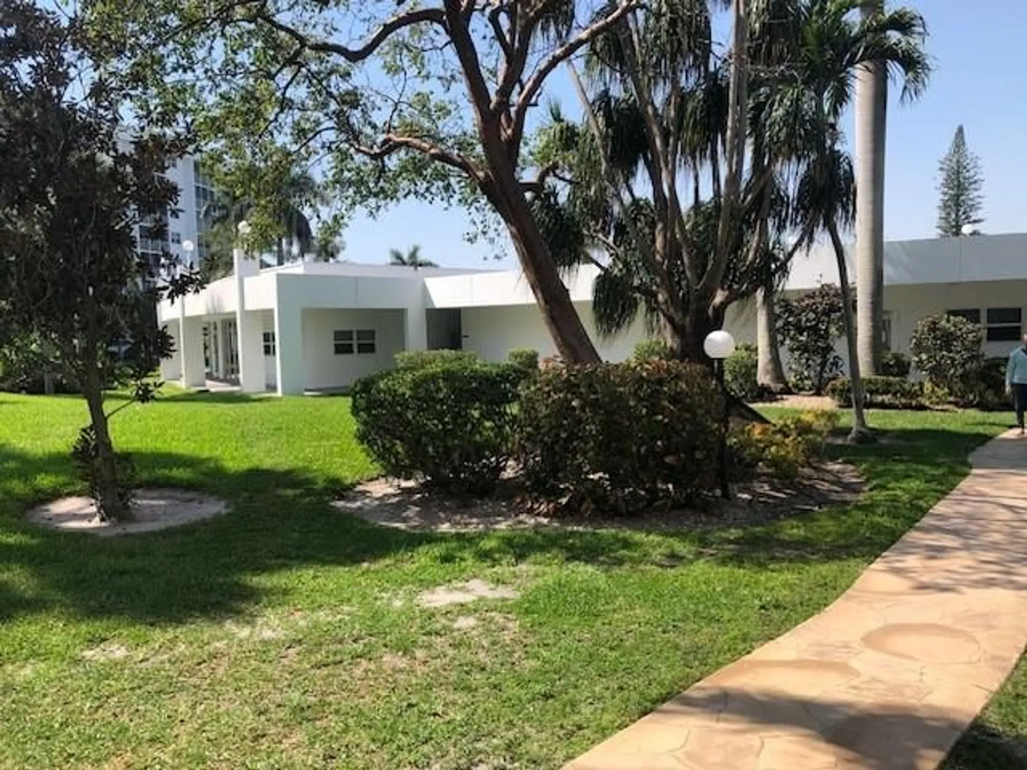 Property Slideshow image 9 of 24 | 2731 ne 14th street cswy 135, Pompano Beach, FL, 33062