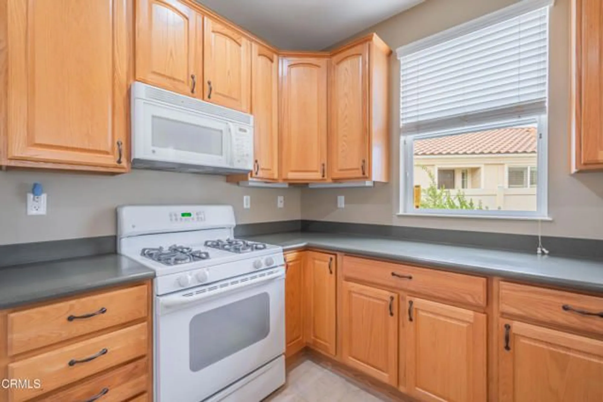 Property Slideshow image 14 of 37 | 1778 dalea way, Beaumont, CA, 92223