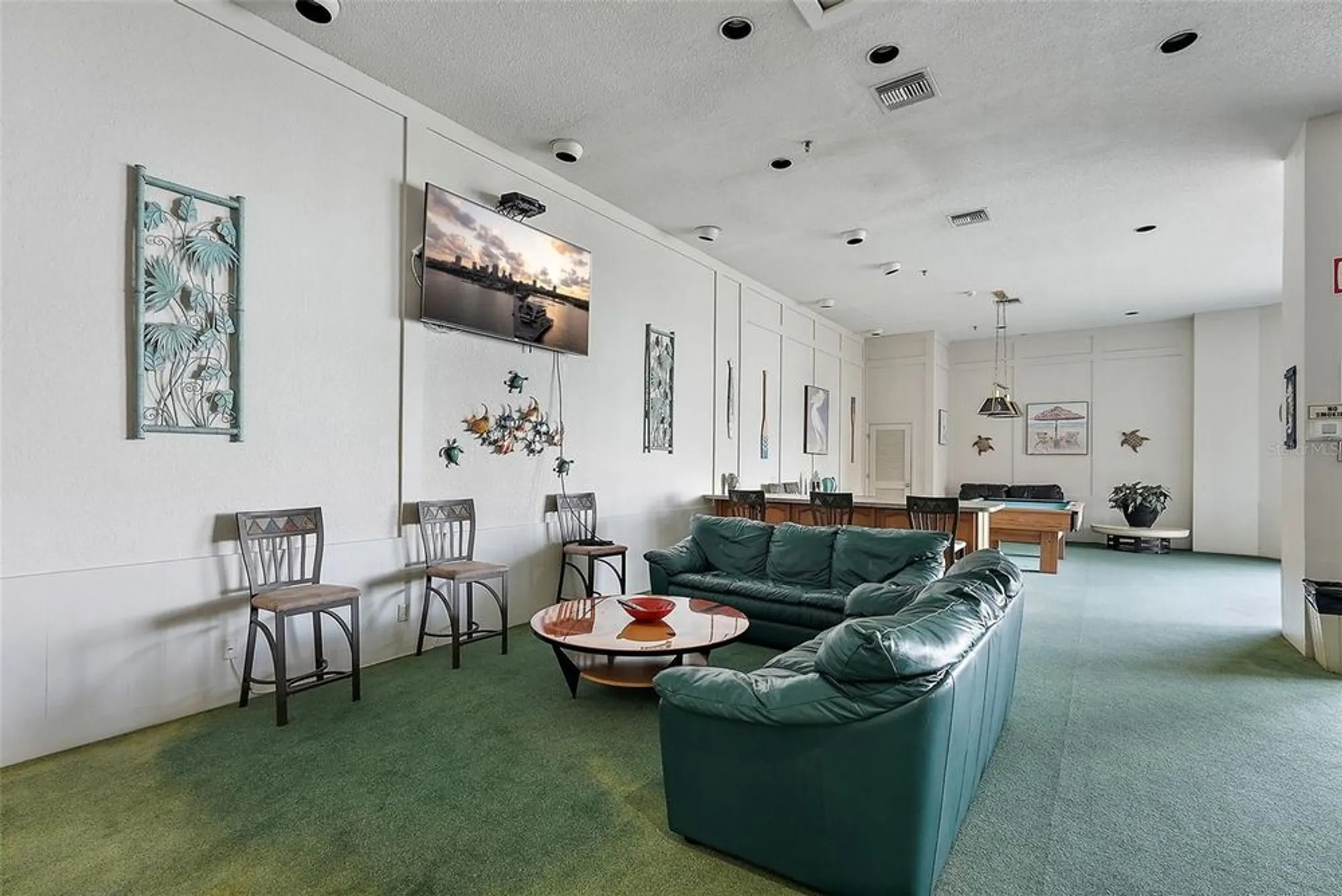 Property Slideshow image 30 of 42 | 6322 palma del mar blvd s apt 706, St Petersburg, FL, 33715