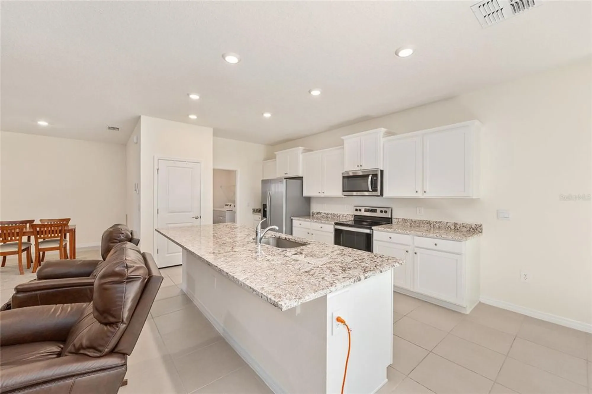 Property Slideshow image 16 of 44 | 6239 sw 93rd loop, Ocala, FL, 34476