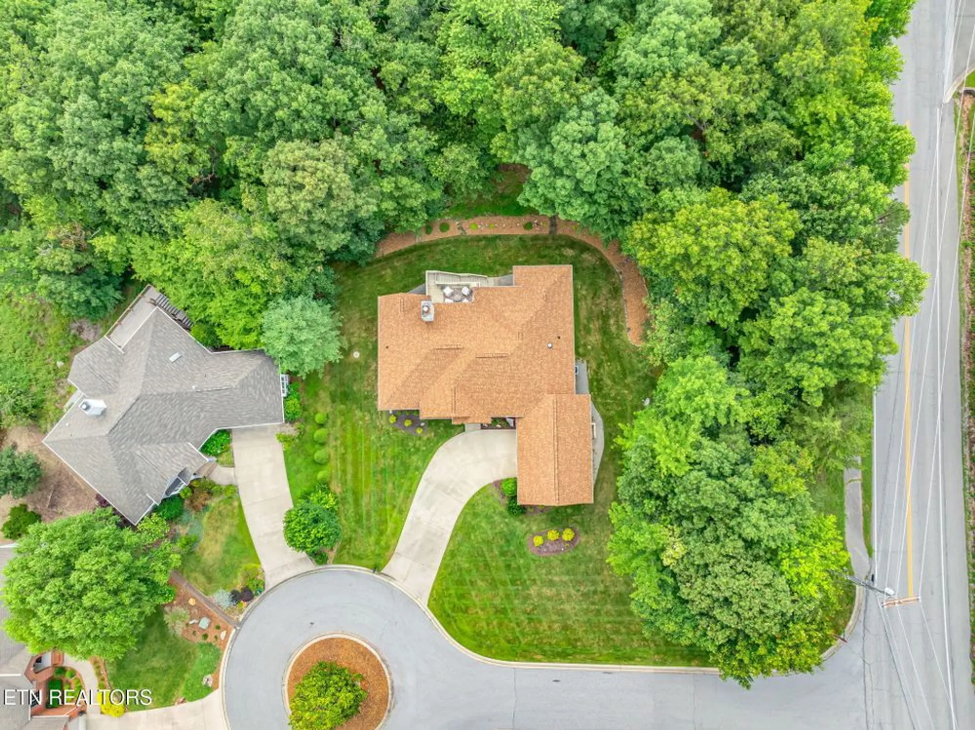 Property Slideshow image 42 of 45 | 12 dewsbury ter, Crossville, TN, 38558