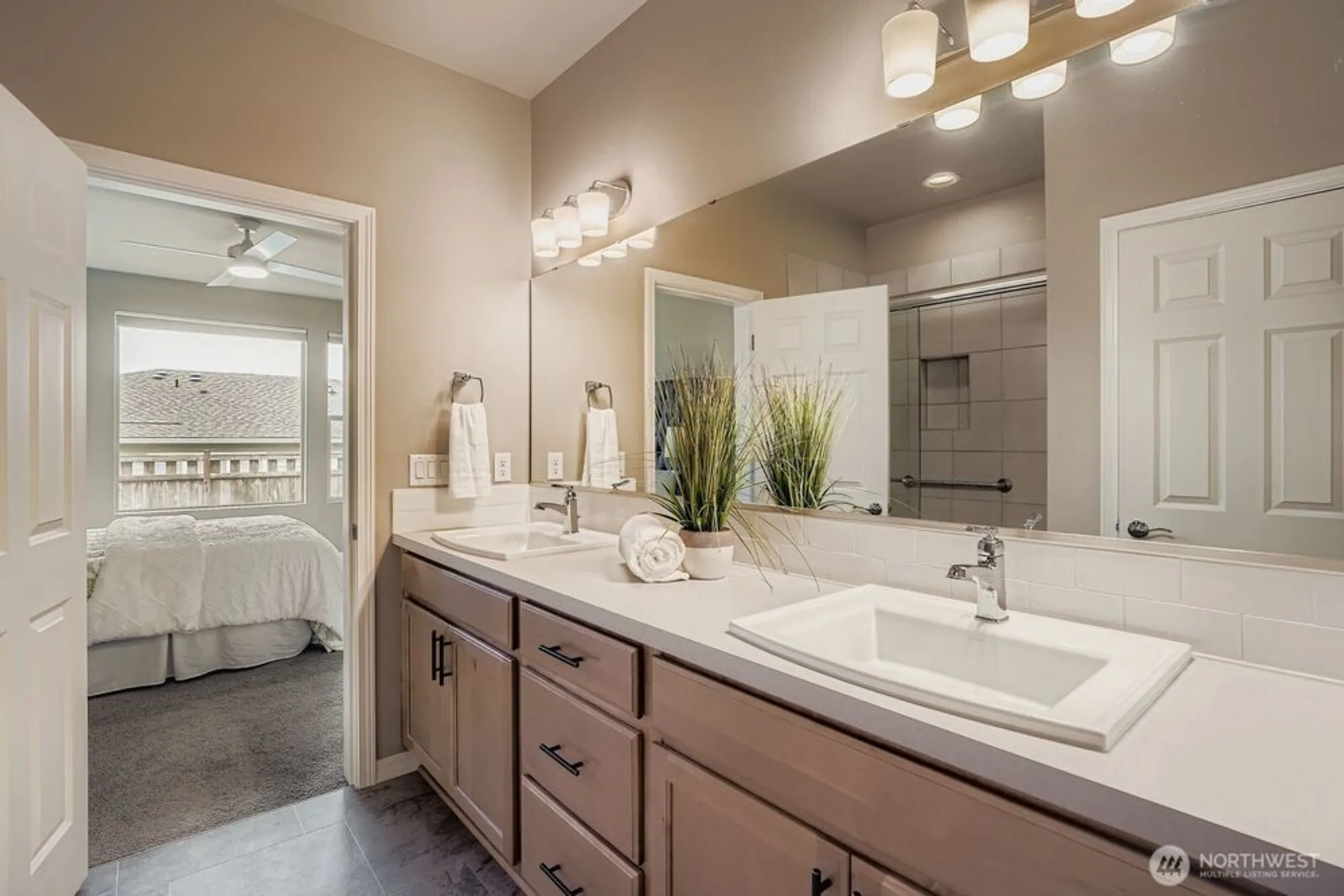 Property Slideshow image 19 of 30 | 15206 183rd ave e unit e, Bonney Lake, WA, 98391