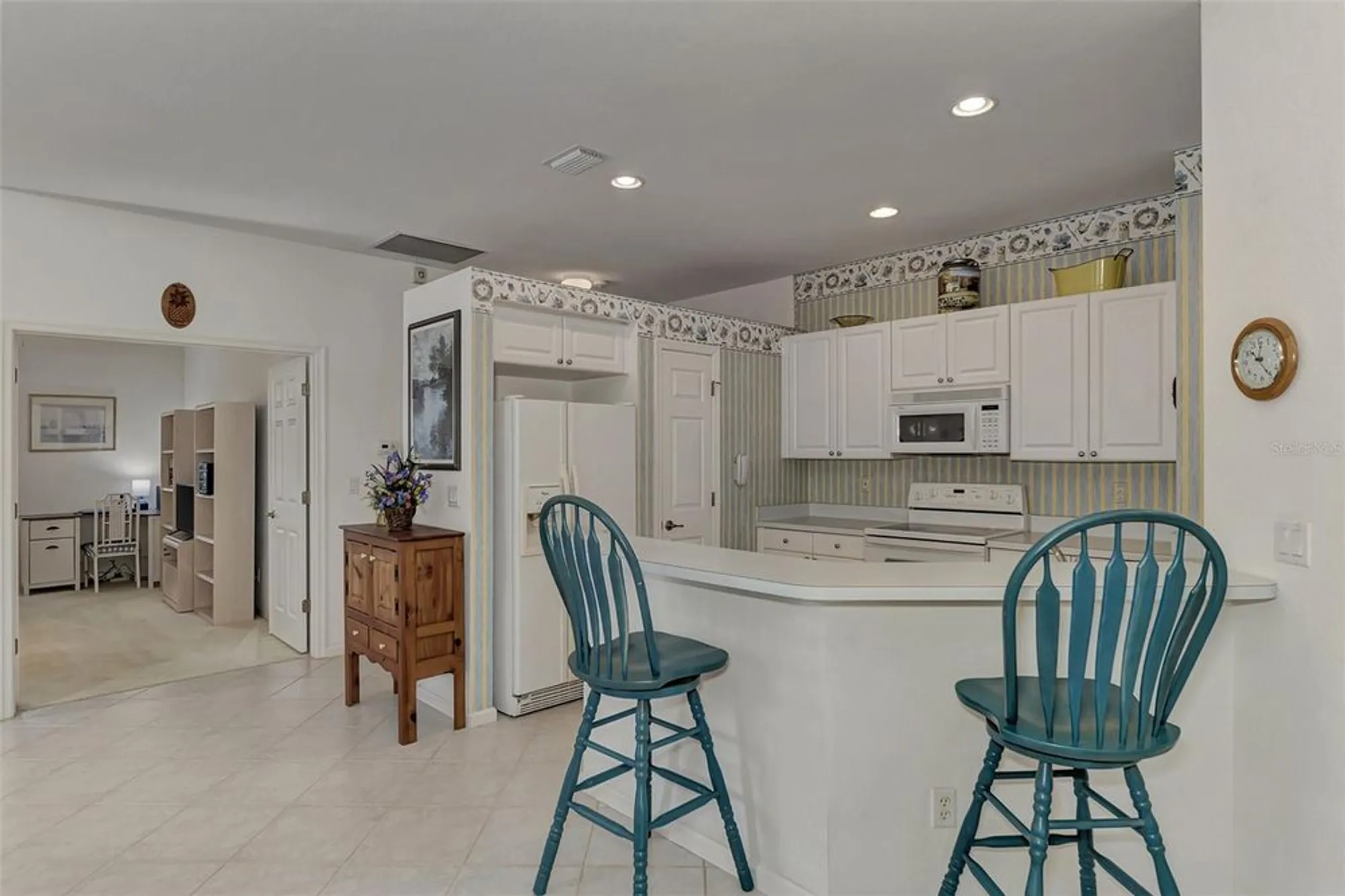 Property Slideshow image 16 of 67 | 3390 osprey ln, Port Charlotte, FL, 33953