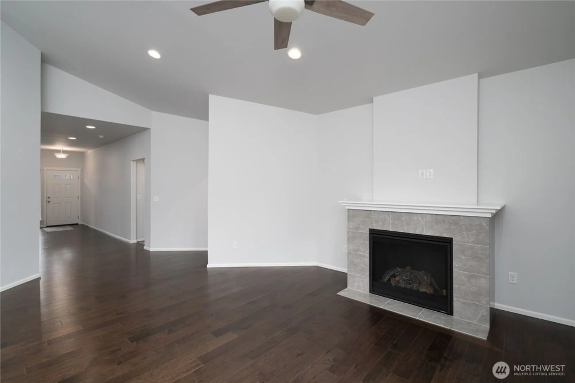 Property Slideshow image 14 of 39 | 945 alpine view dr, Mount Vernon, WA, 98274