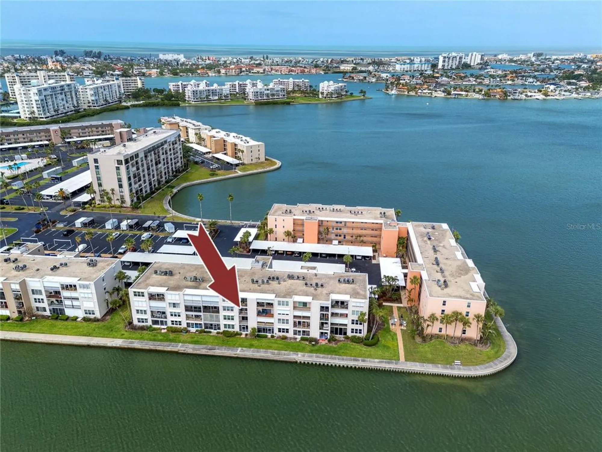 Property Slideshow image 1 of 59 | 7645 sun island dr 304, South Pasadena, FL, 33707