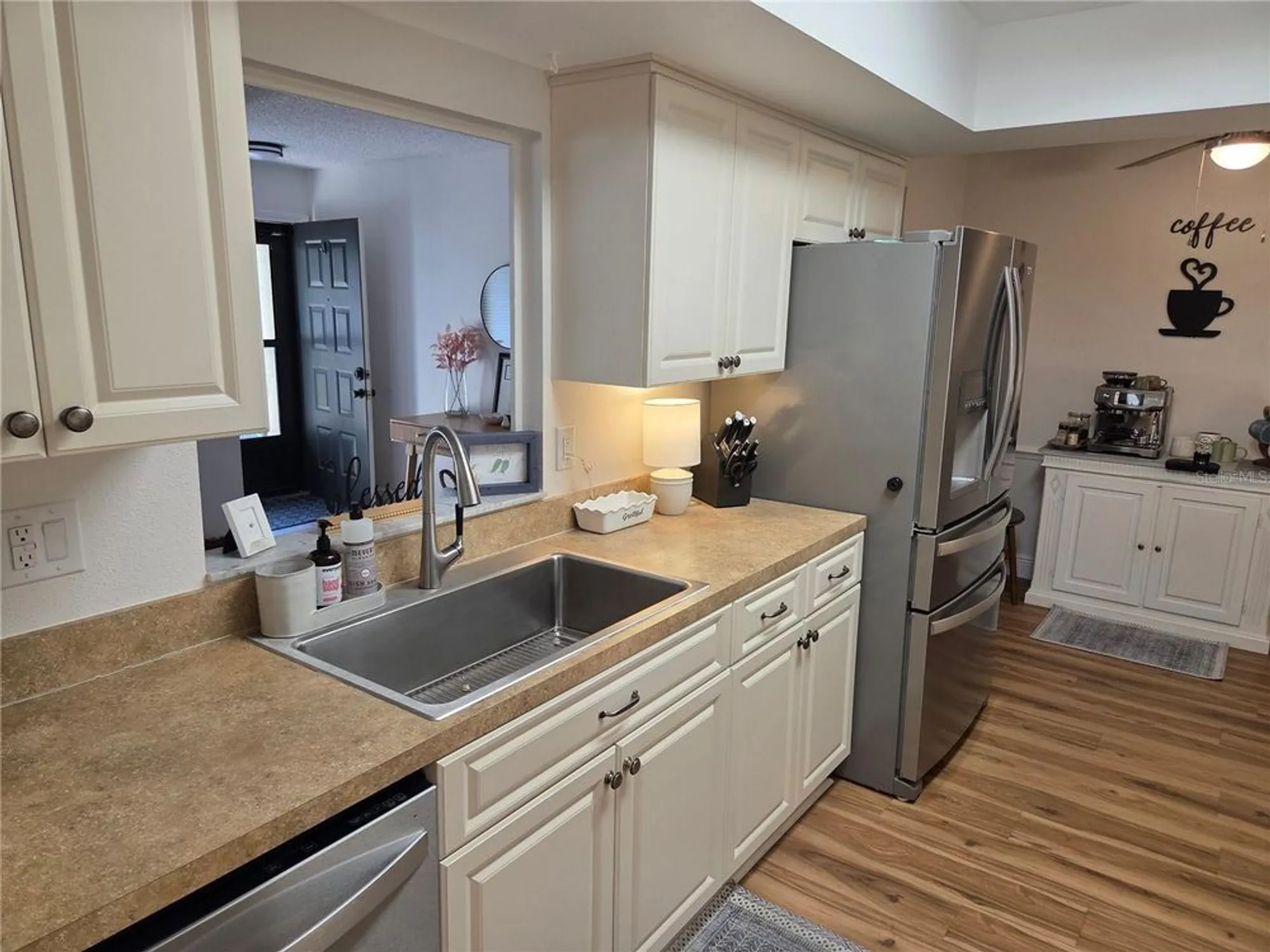 Property Slideshow image 16 of 43 | 1342 stonehaven ln, Dunedin, FL, 34698