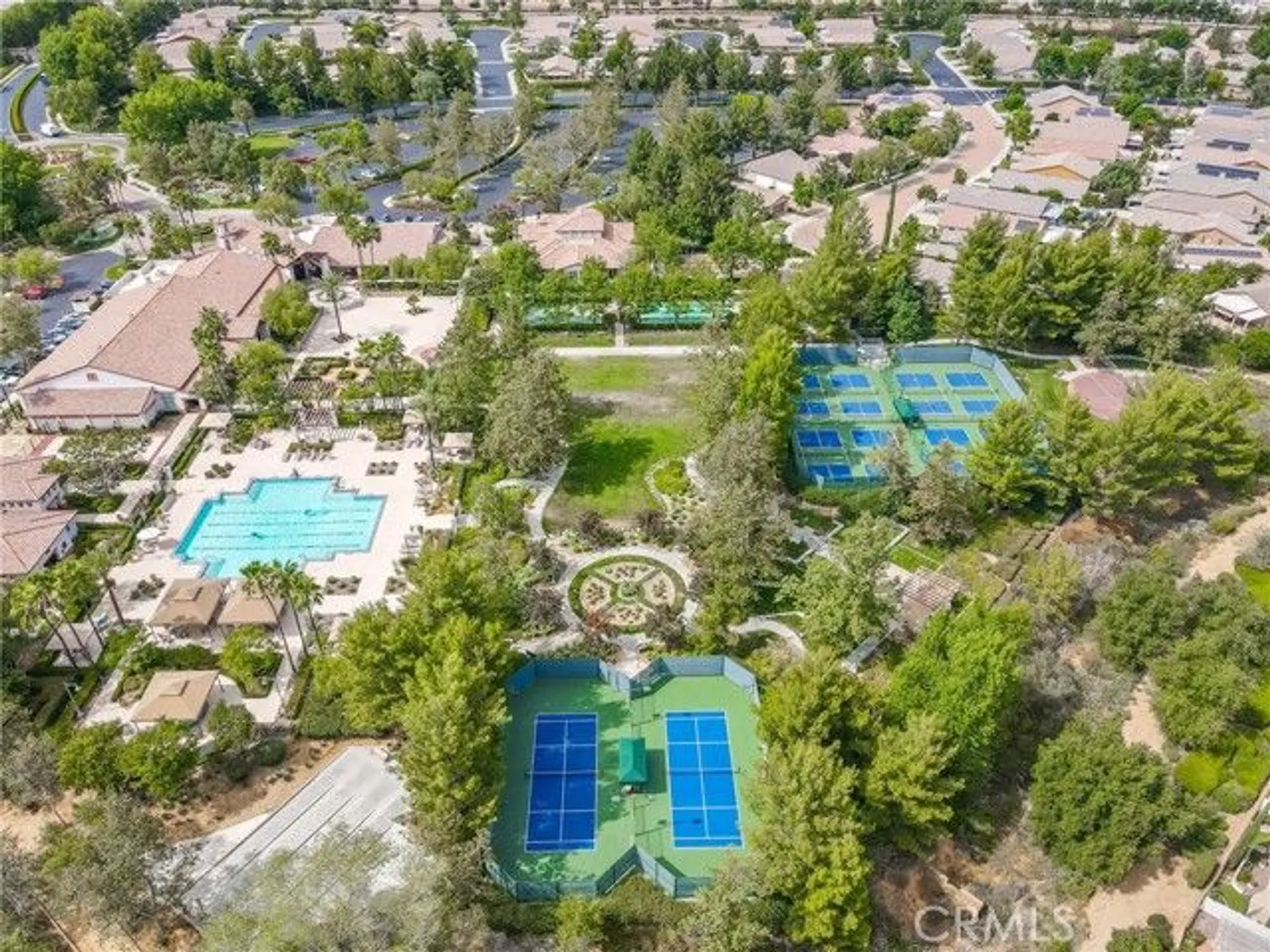 Property Slideshow image 42 of 62 | 126 thistle crk, Beaumont, CA, 92223