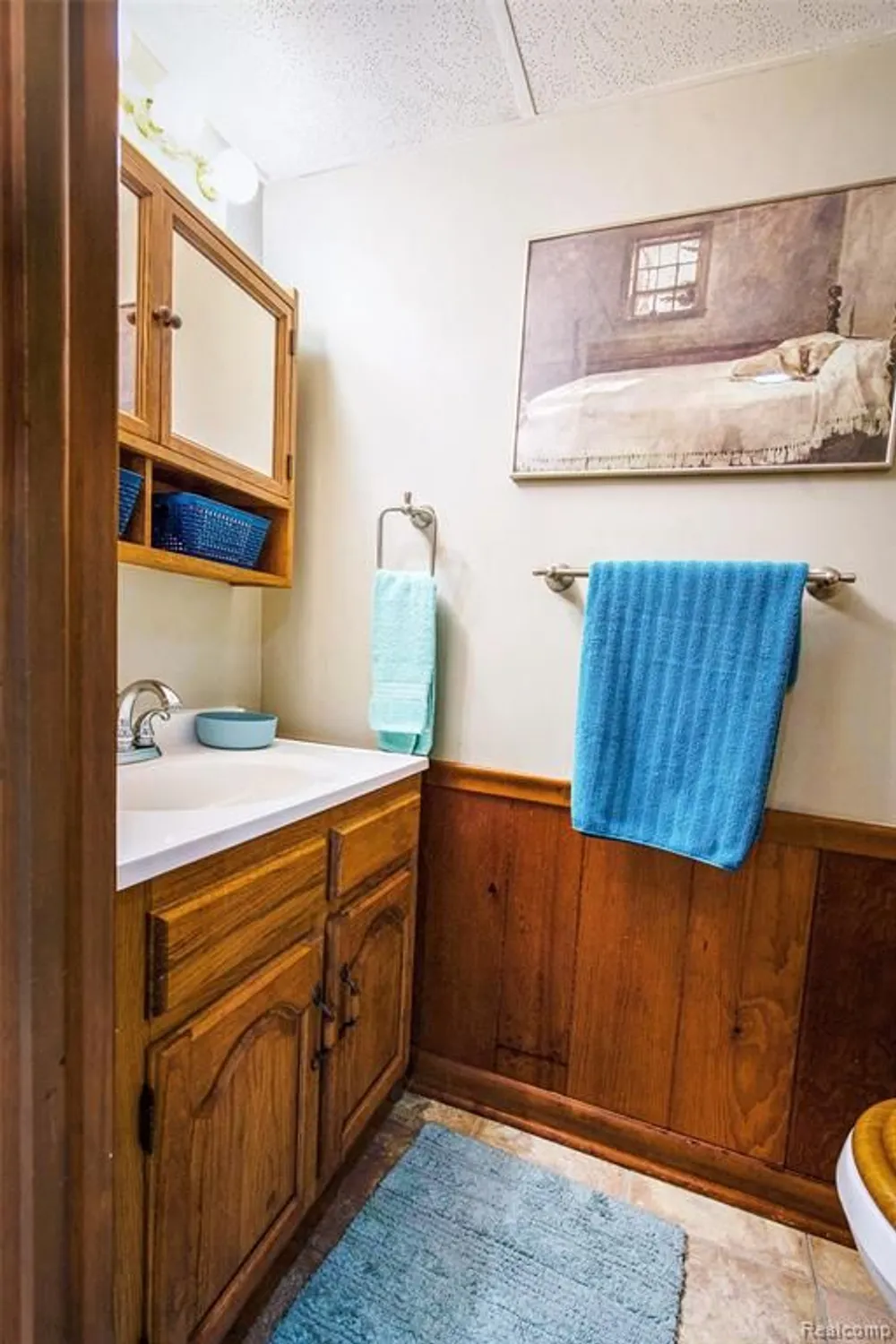 Property Slideshow image 21 of 28 | 25235 franklin ter # 8, South Lyon, MI, 48178