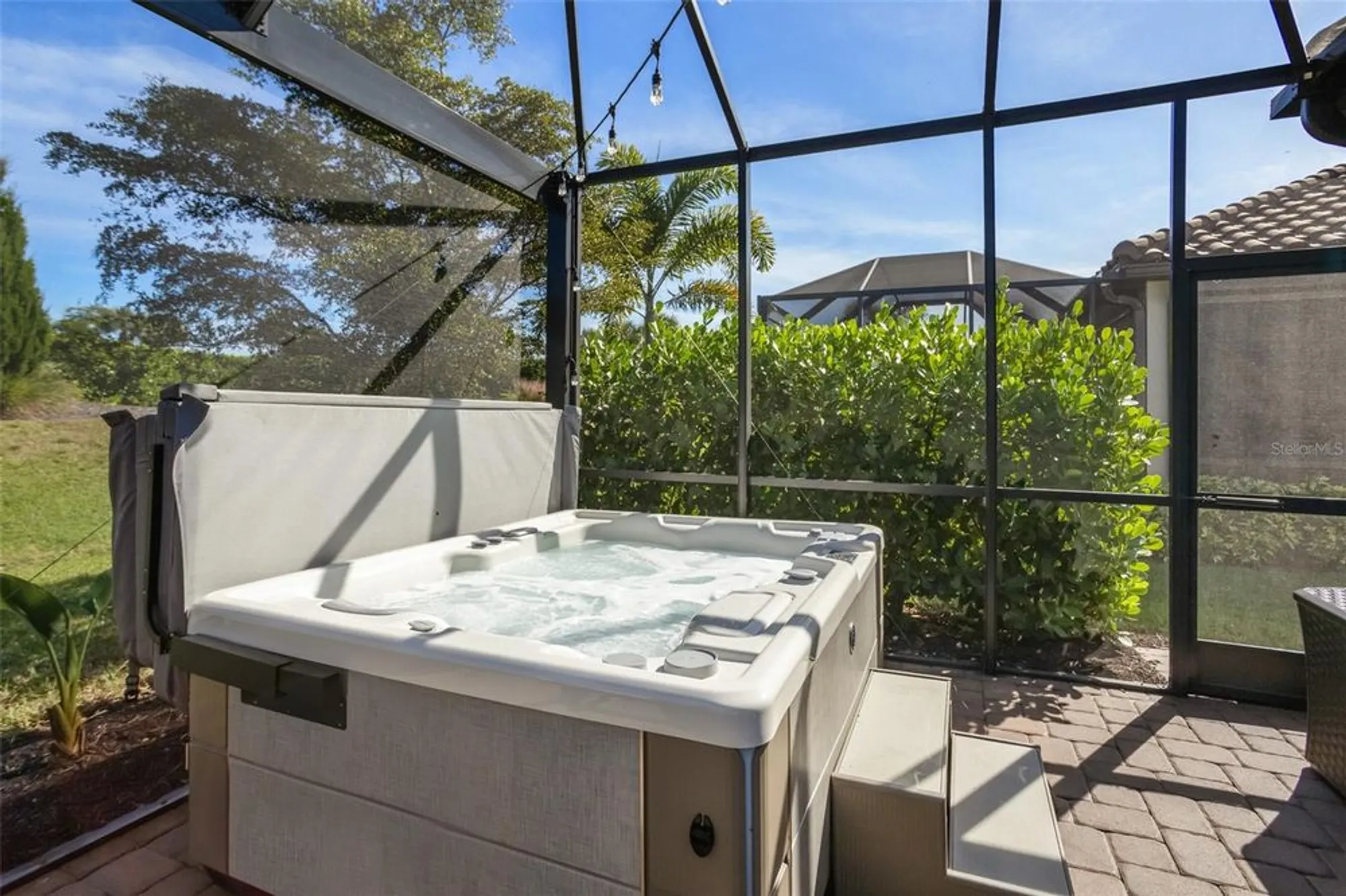 Property Slideshow image 33 of 53 | 12416 parigi way, Sarasota, FL, 34238