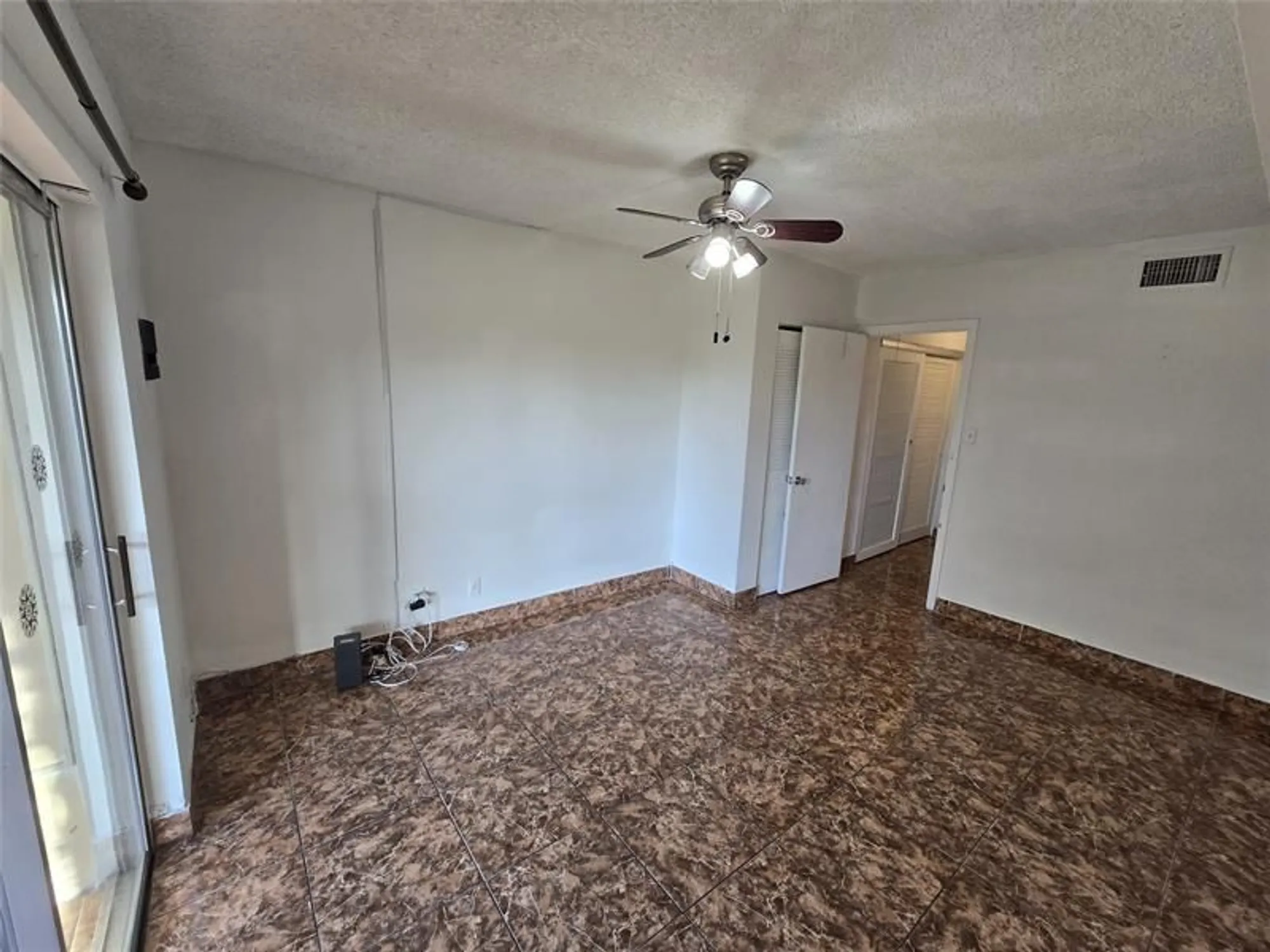 Property Slideshow image 7 of 21 | 7855 nw 5th ct apt 104, Margate, FL, 33063