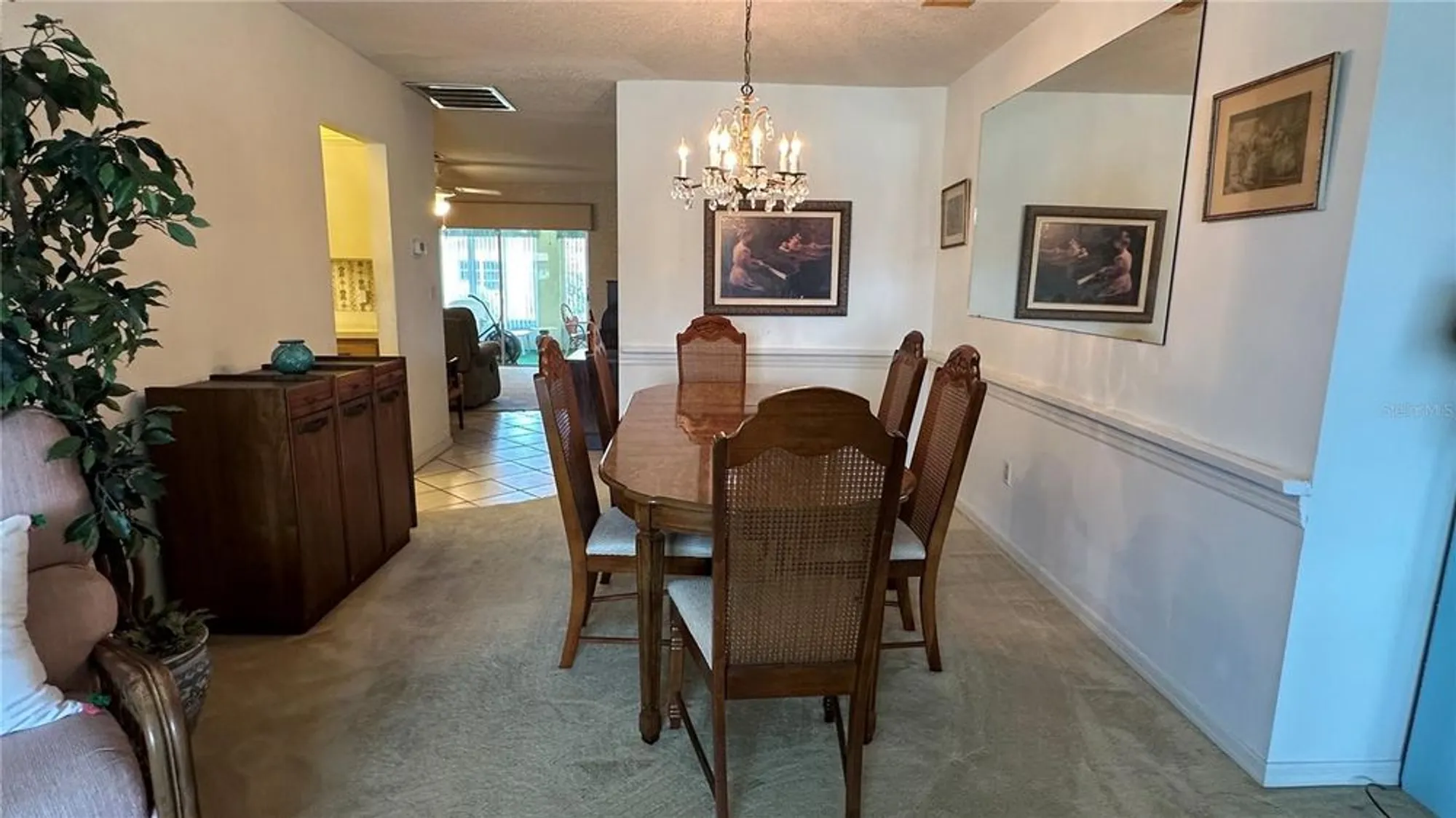 Property Slideshow image 5 of 20 | 205 strongbow ct, Sun City Center, FL, 33573