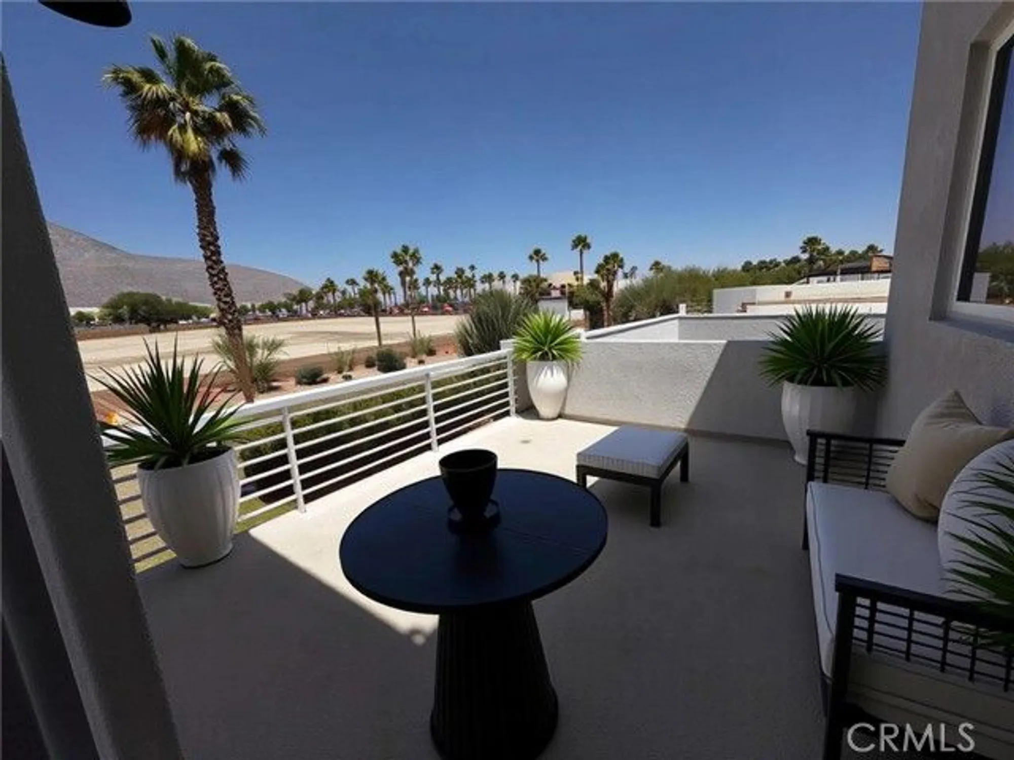 Property Slideshow image 12 of 16 | 561 skylar ln, Palm Springs, CA, 92262