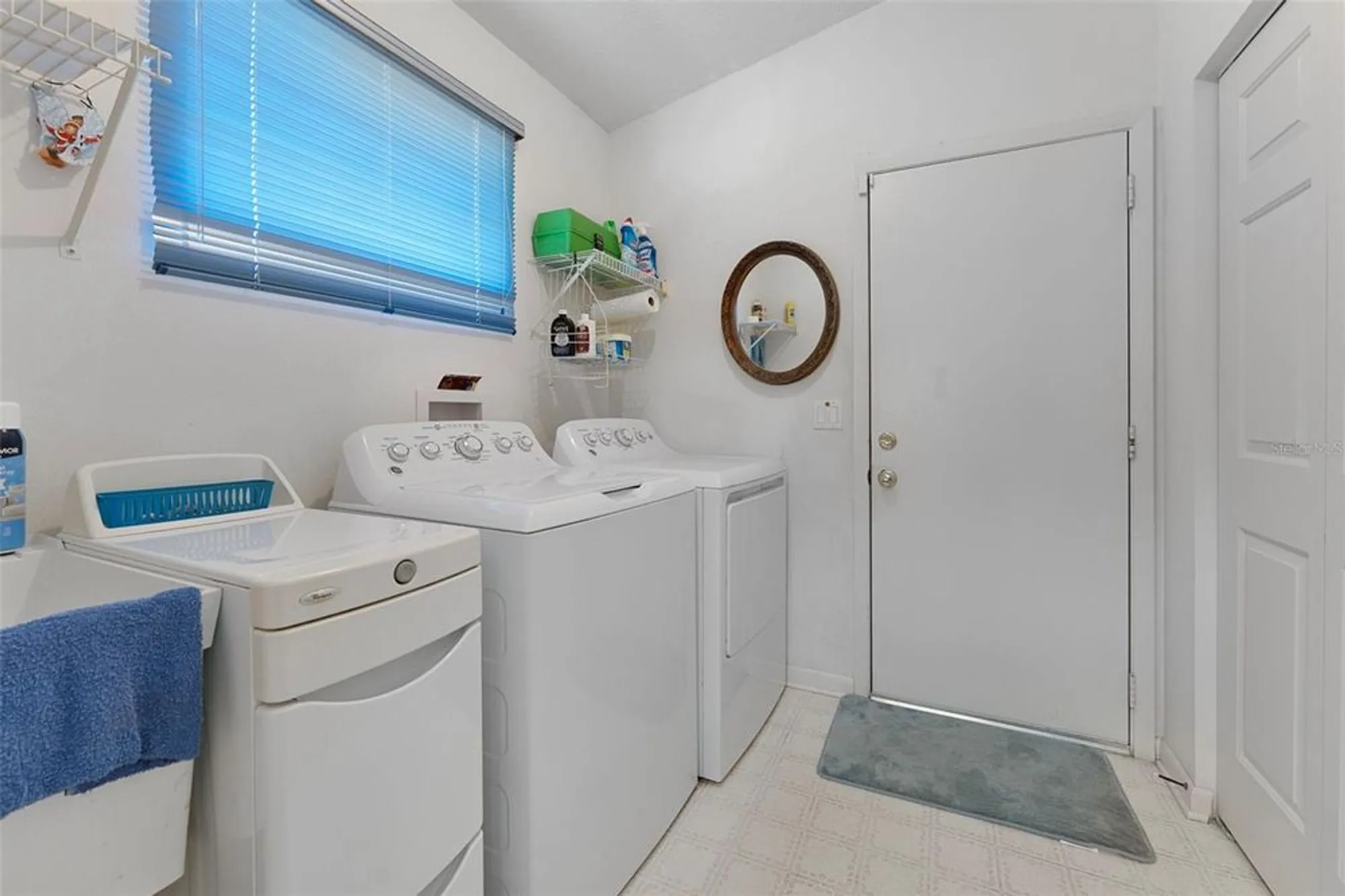 Property Slideshow image 15 of 24 | 2259 grand cypress dr, Lakeland, FL, 33810