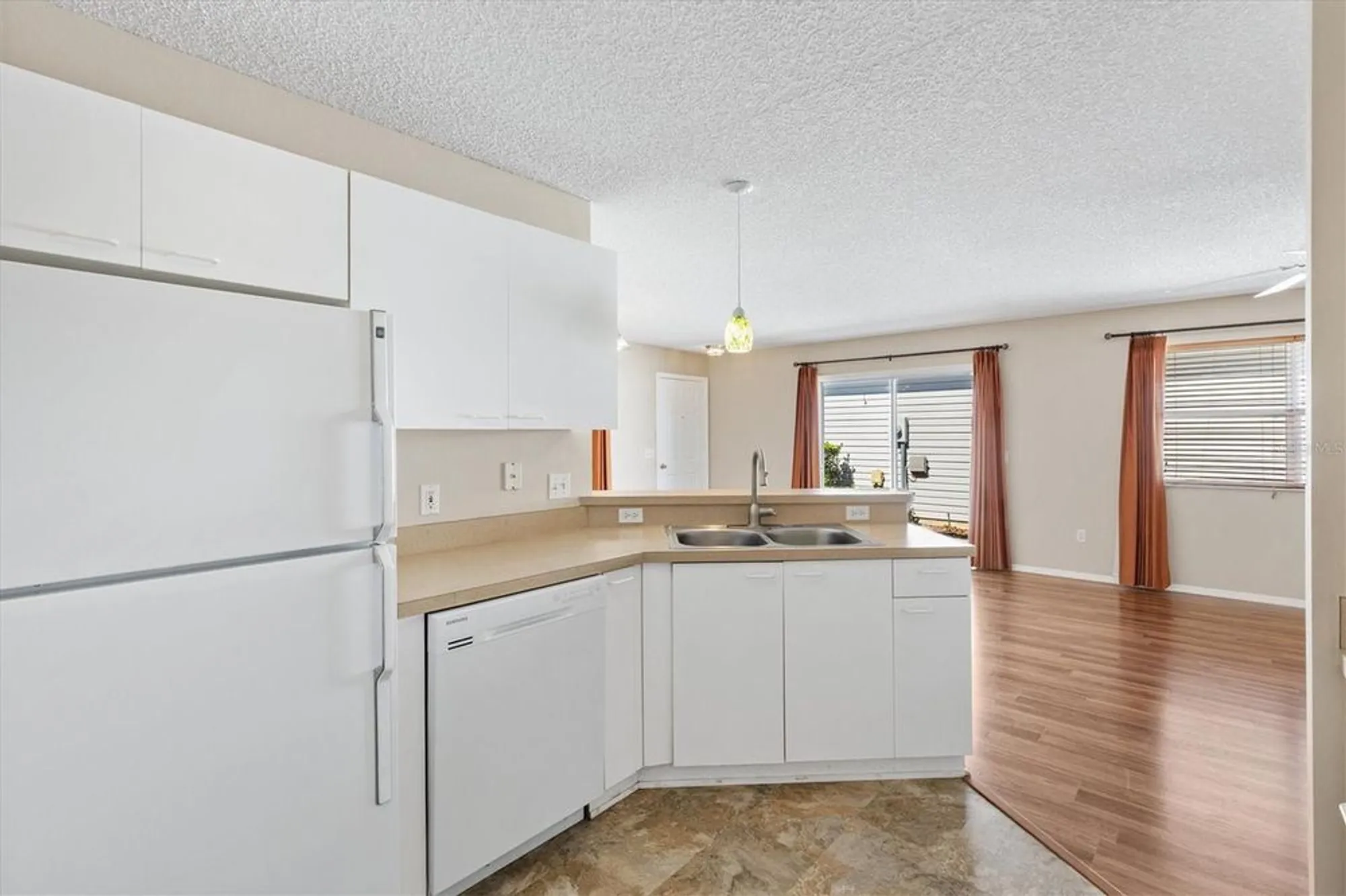 Property Slideshow image 12 of 29 | 1611 campos dr, The Villages, FL, 32162