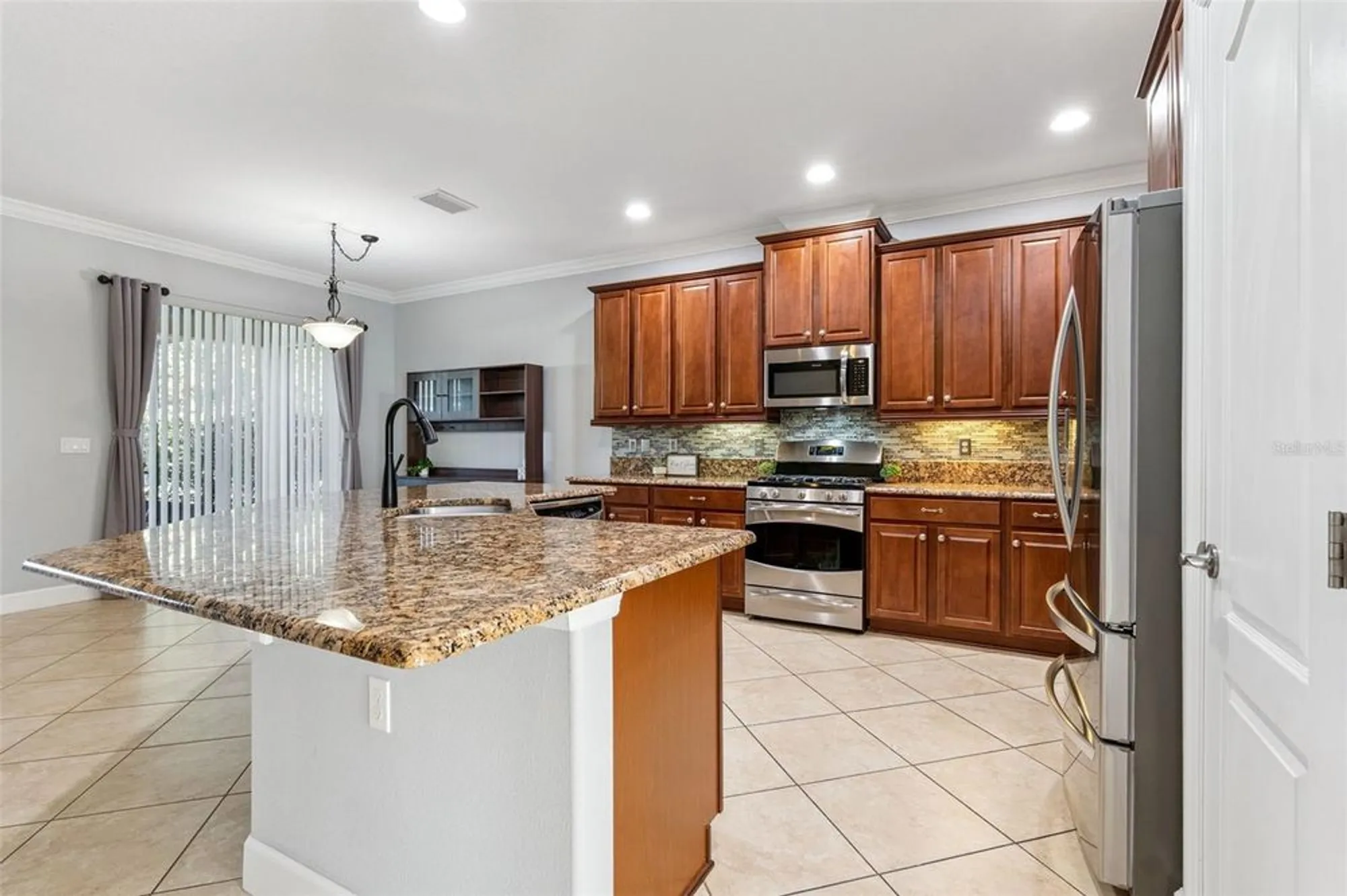 Property Slideshow image 22 of 56 | 1631 victoria gardens dr, Deland, FL, 32724