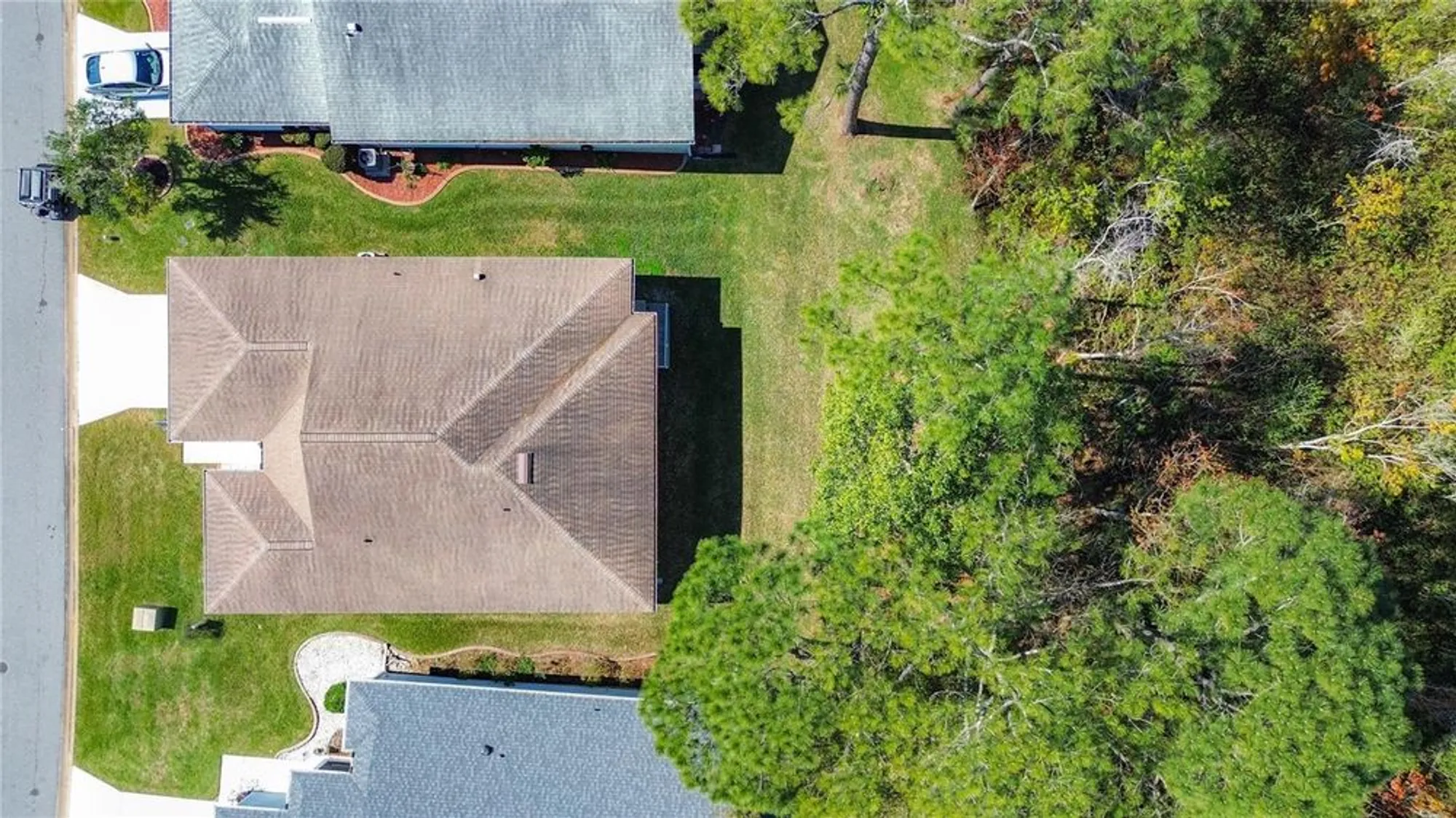 Property Slideshow image 49 of 68 | 32676 oak park dr, Leesburg, FL, 34748