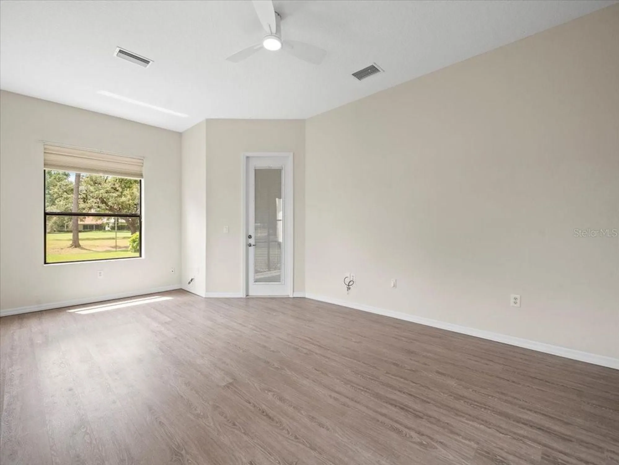 Property Slideshow image 19 of 54 | 9694 southern belle dr, Weeki Wachee, FL, 34613