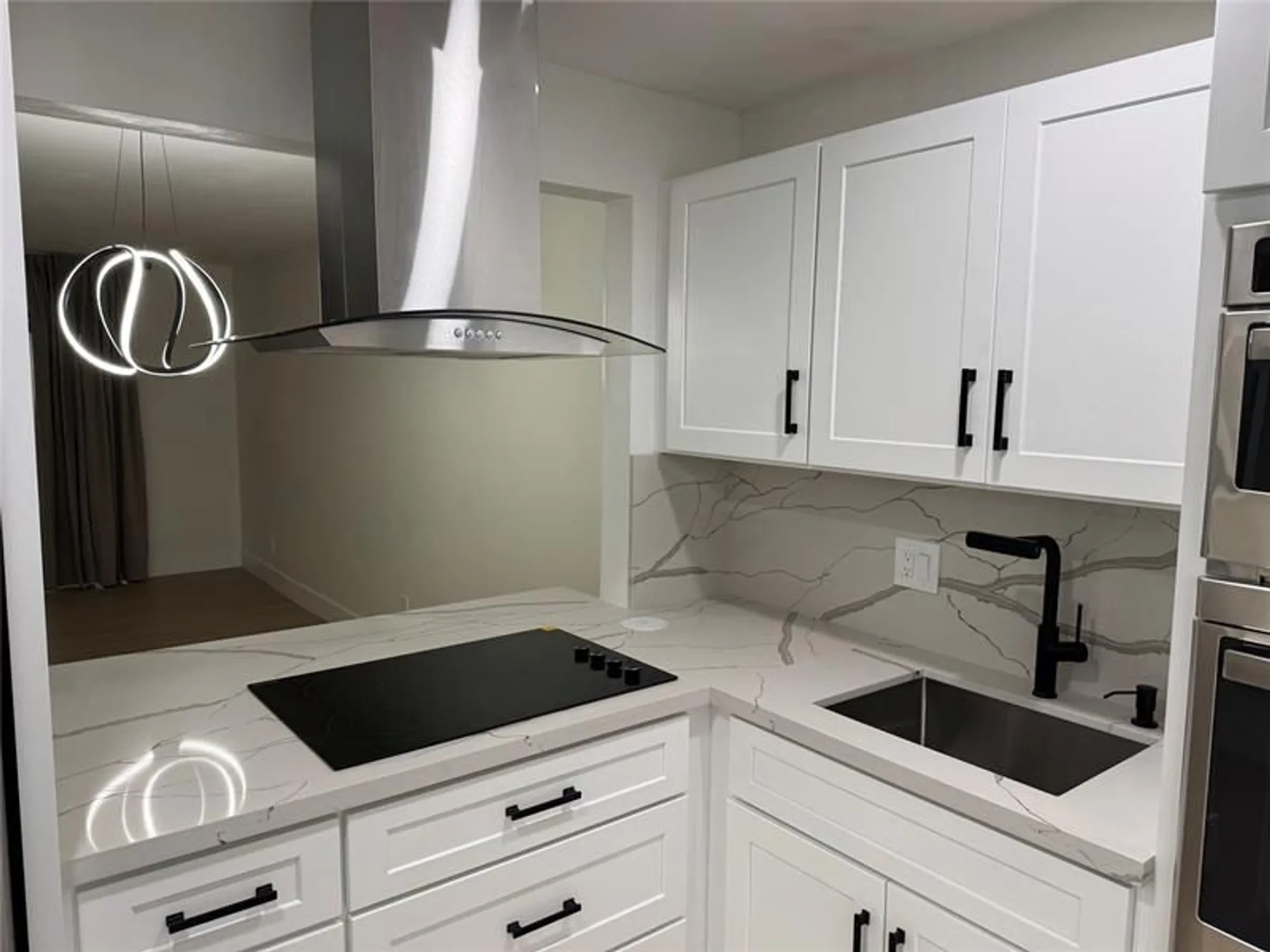 Property Slideshow image 5 of 27 | 6051 nw 61st ave 205, Tamarac, FL, 33319