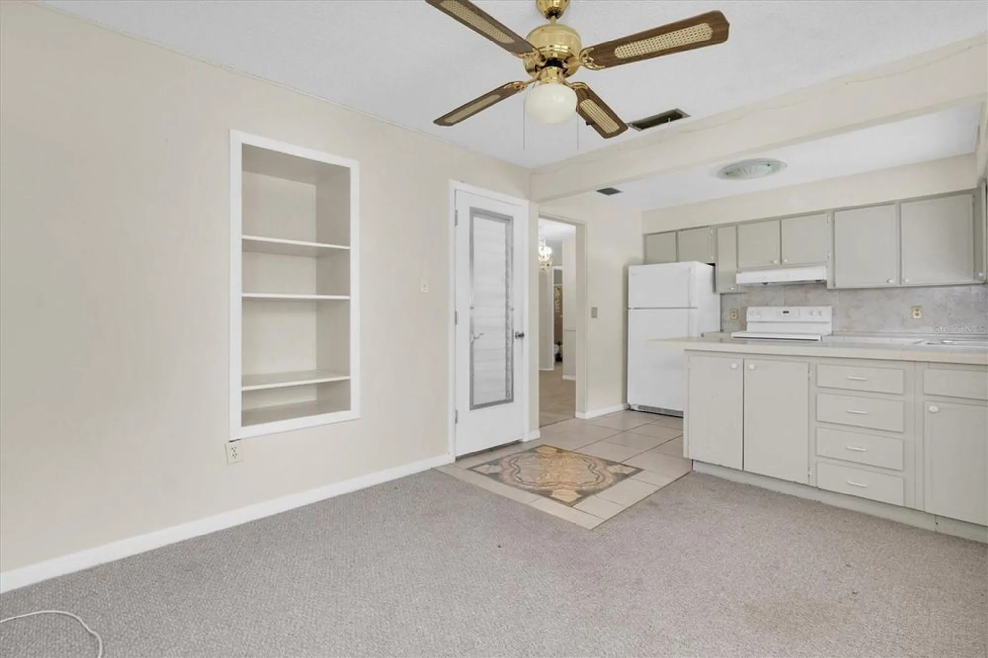 Property Slideshow image 12 of 27 | 7000 lafayette, Pinellas Park, FL, 33781