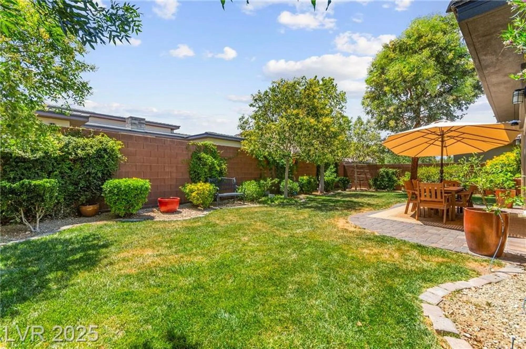 Property Slideshow image 47 of 55 | 6810 silver crescent st, Las Vegas, NV, 89148