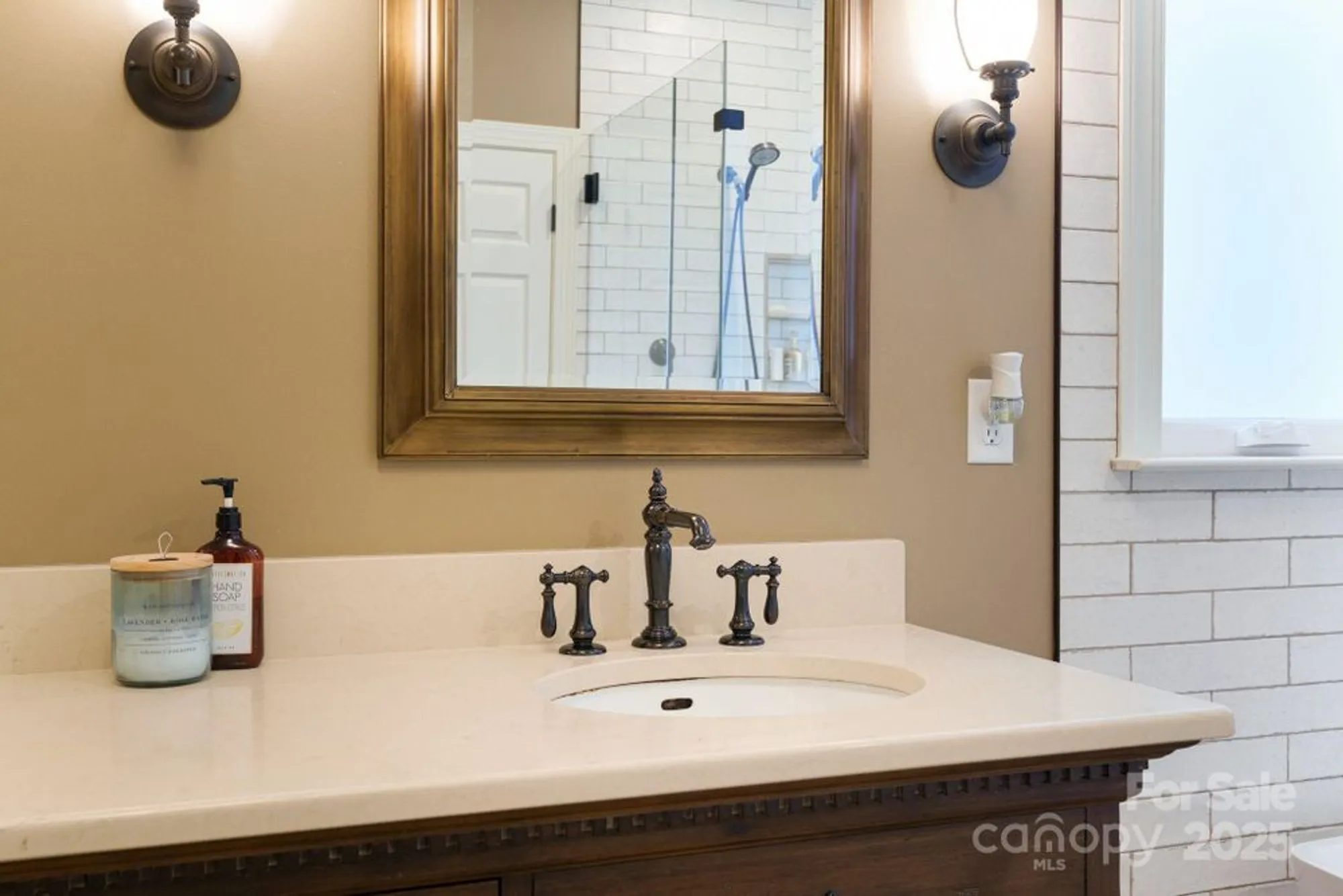 Property Slideshow image 18 of 48 | 279 fennel dun cir, Biltmore Lake, NC, 28715