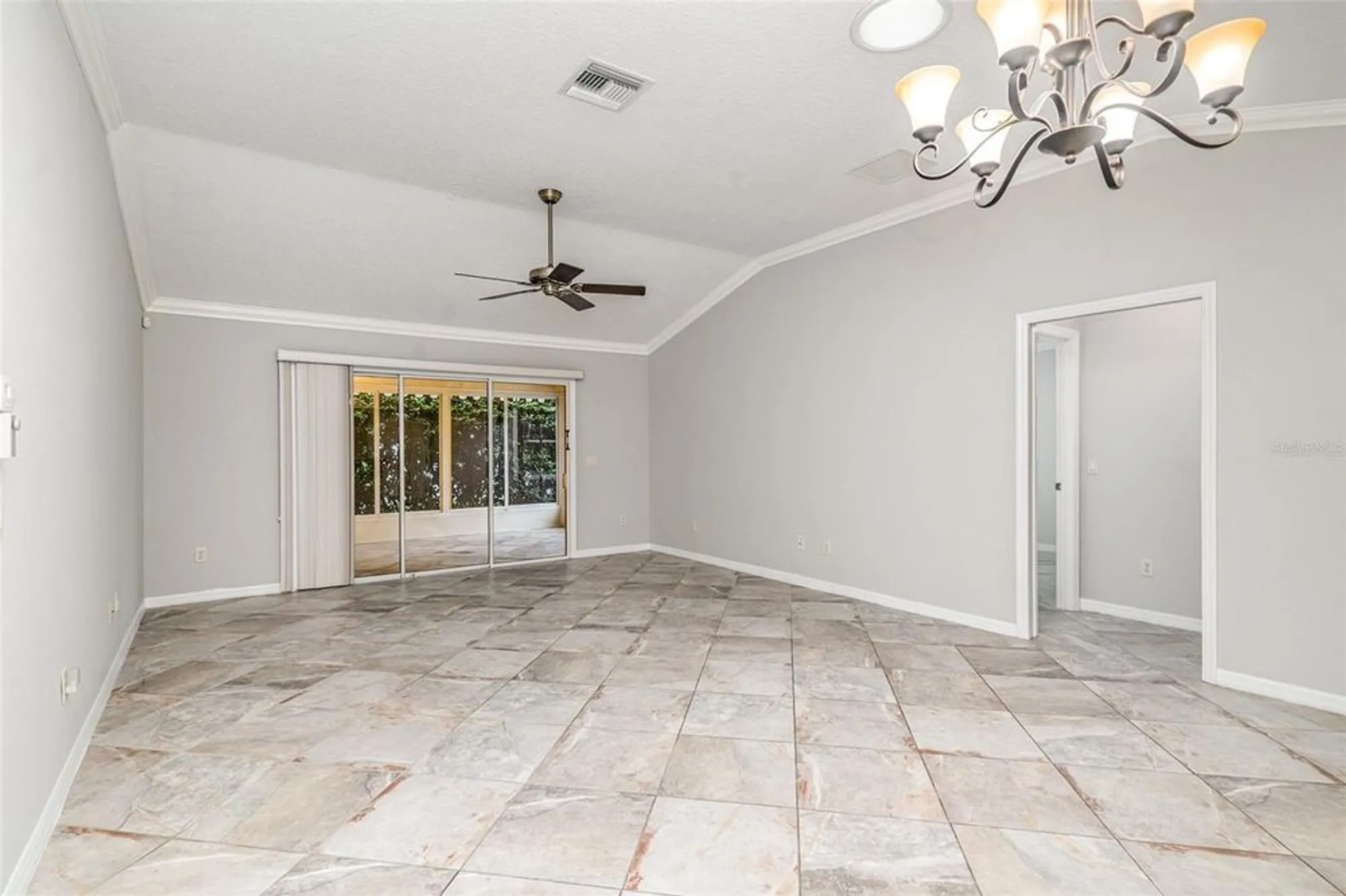 Property Slideshow image 9 of 31 | 1508 gifford ct, The Villages, FL, 32162