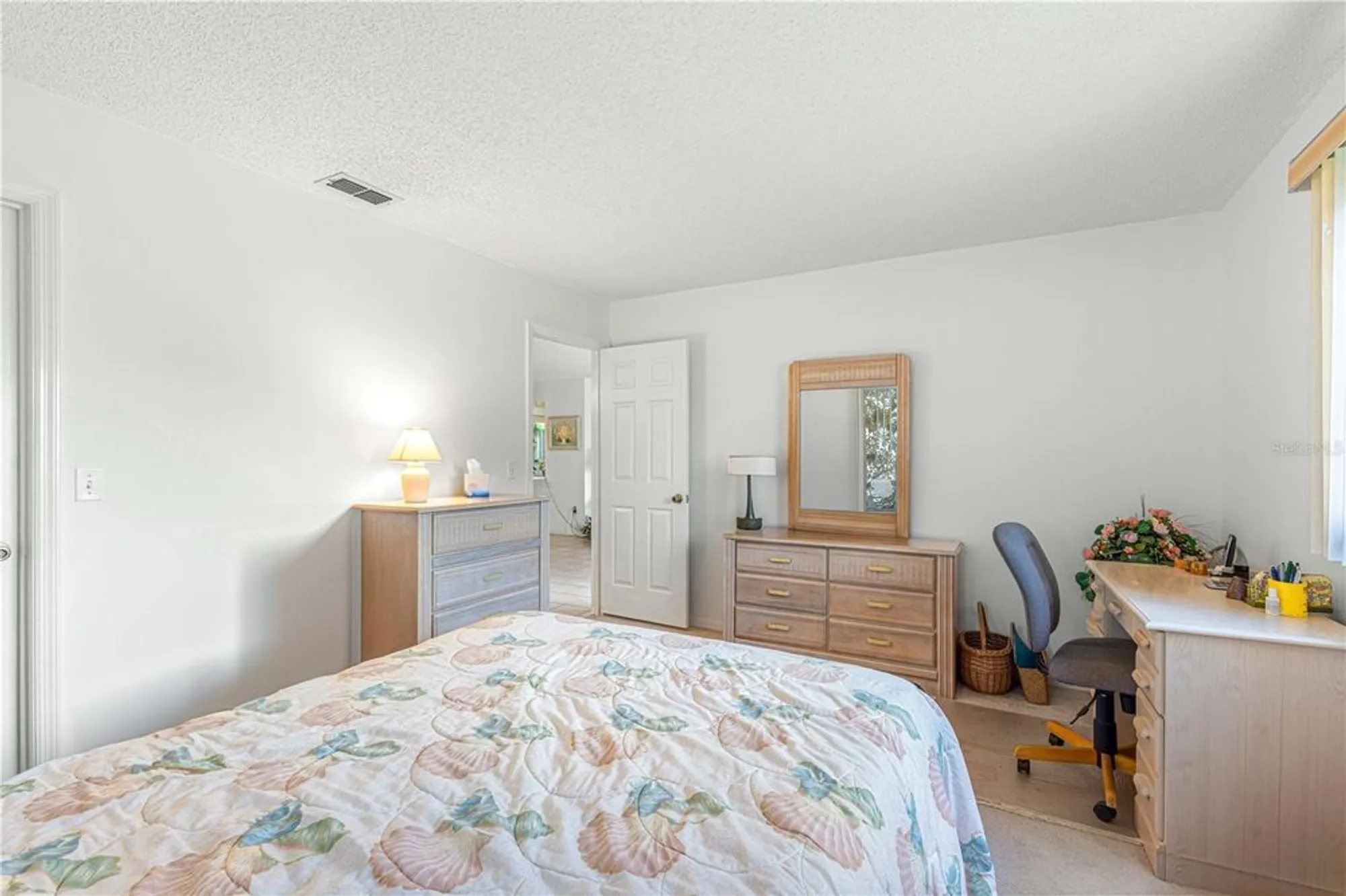 Property Slideshow image 10 of 48 | 17855 se 99th ave, Summerfield, FL, 34491