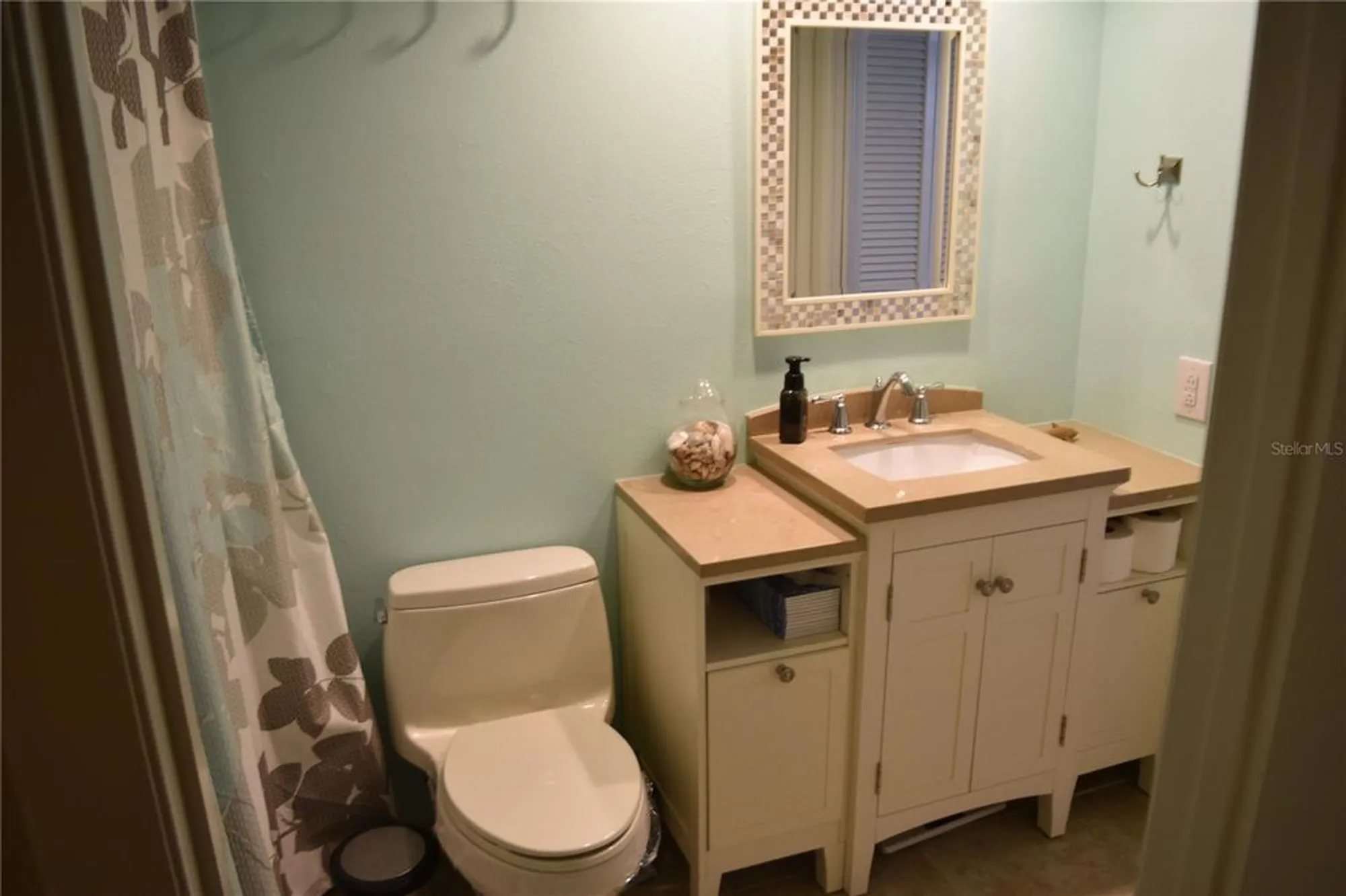 Property Slideshow image 28 of 59 | 3062 eastland blvd # d206, Clearwater, FL, 33761