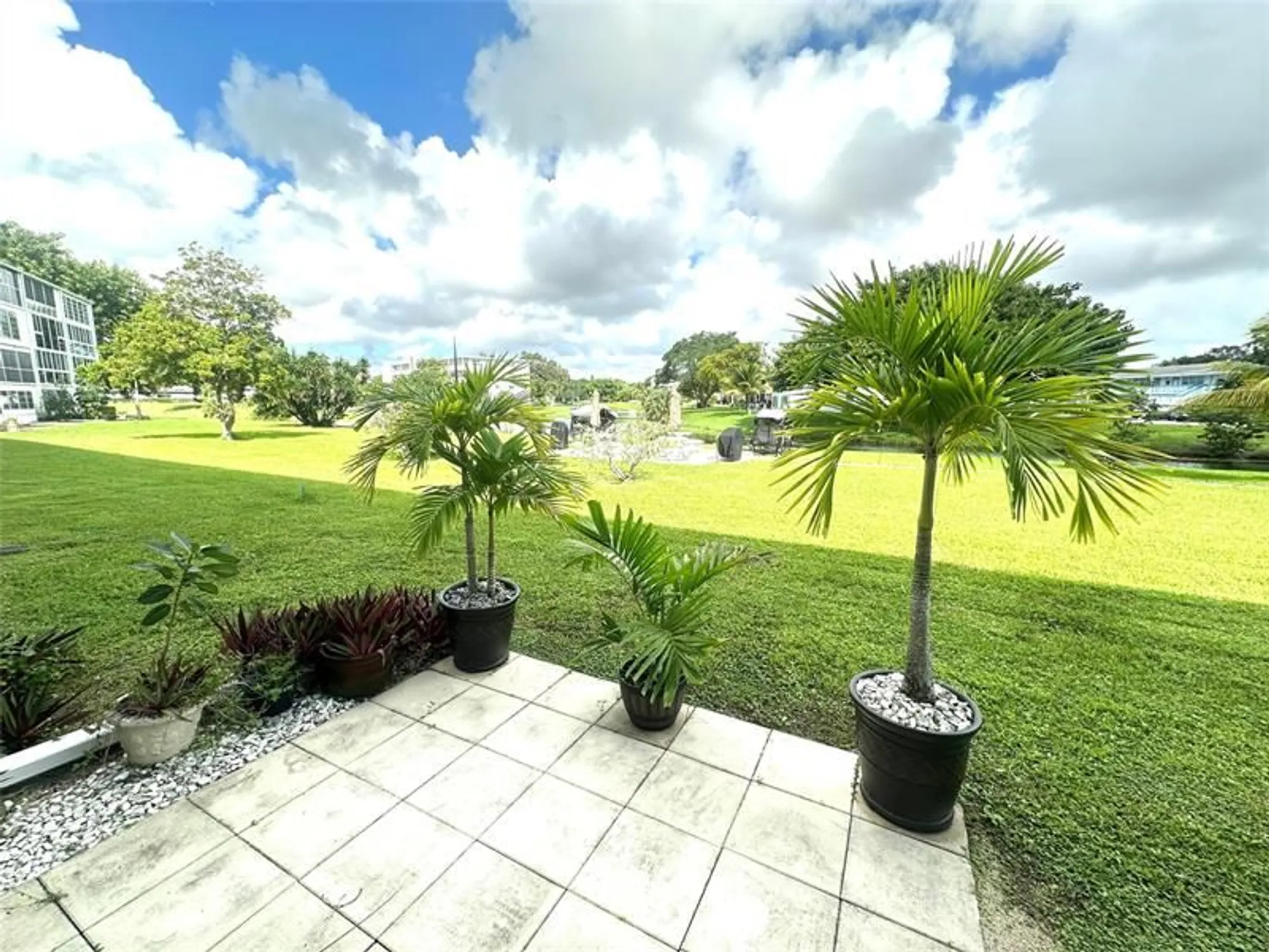 Property Slideshow image 28 of 61 | 1092 newport s # 1092, Deerfield Beach, FL, 33442