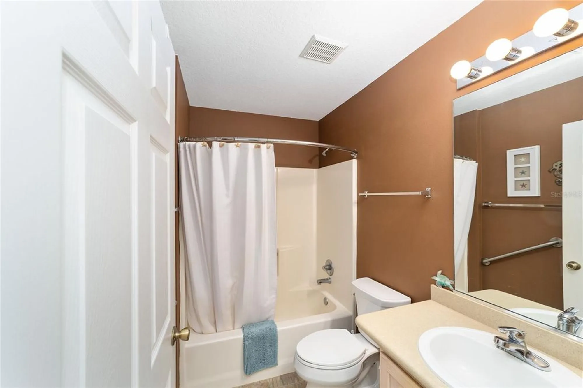 Property Slideshow image 17 of 34 | 3466 richmond dr, The Villages, FL, 32162