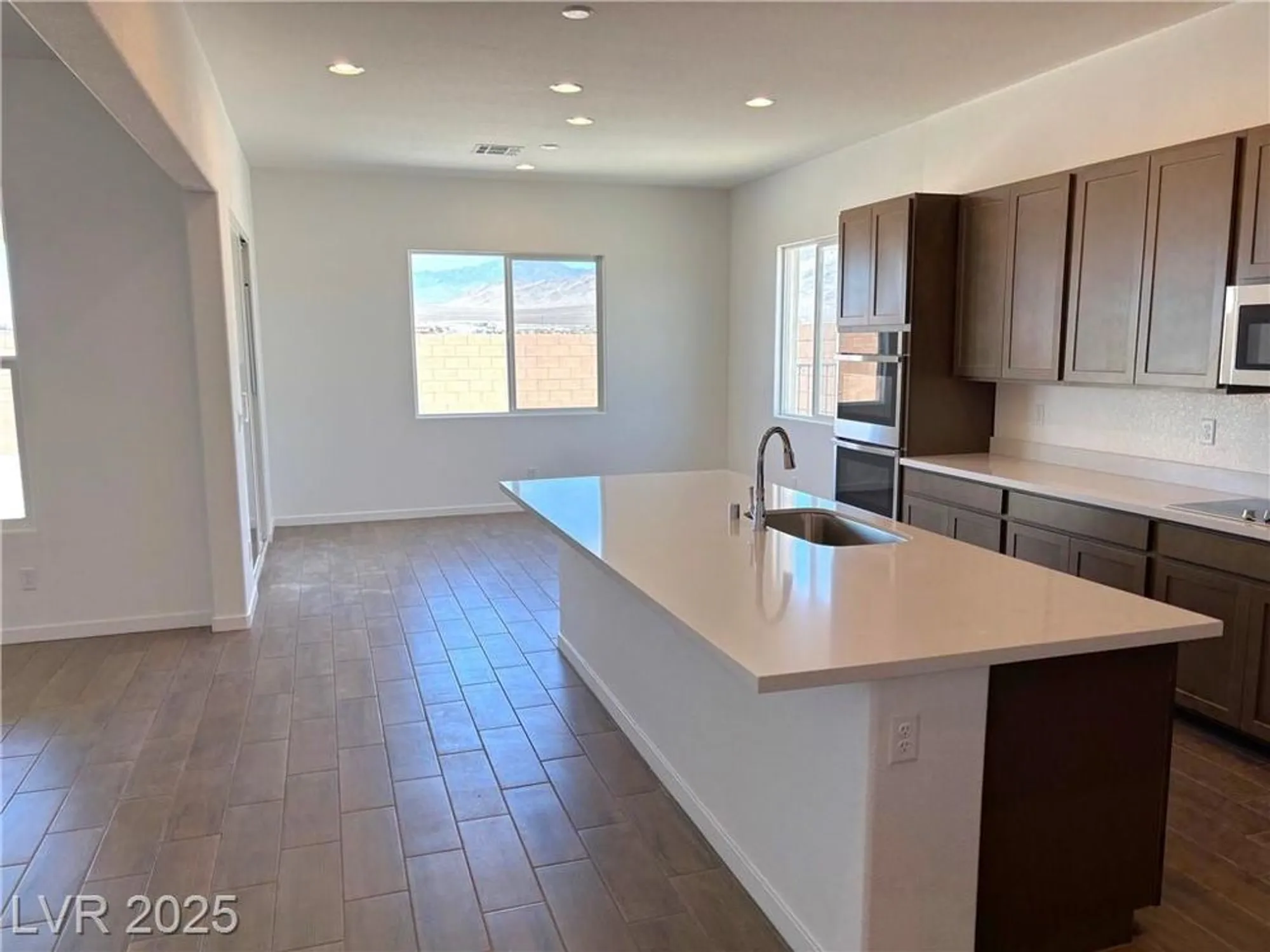 Property Slideshow image 13 of 29 | 5728 e badlands ln, Pahrump, NV, 89061