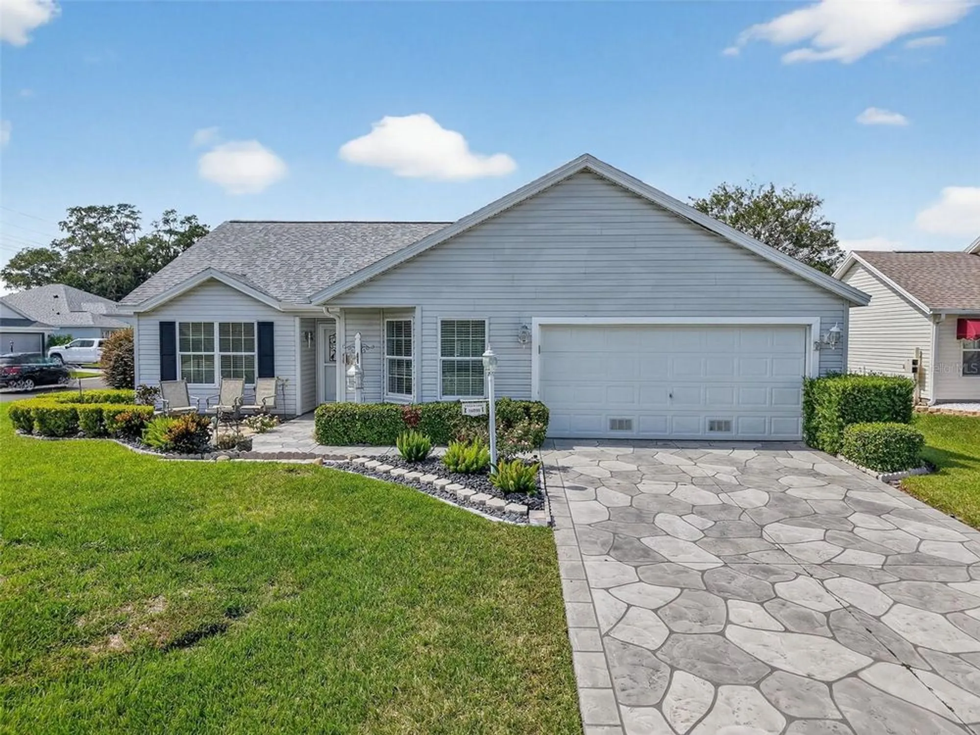 Property Slideshow image 1 of 30 | 16850 se 86th deptford ct, The Villages, FL, 32162