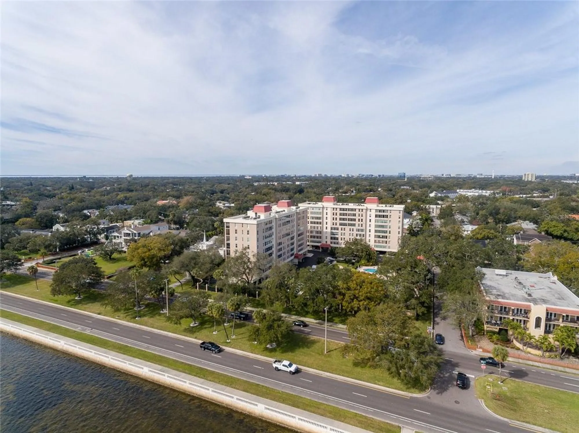 Property Slideshow image 4 of 37 | 2407 s ardson pl unit 601, Tampa, FL, 33629