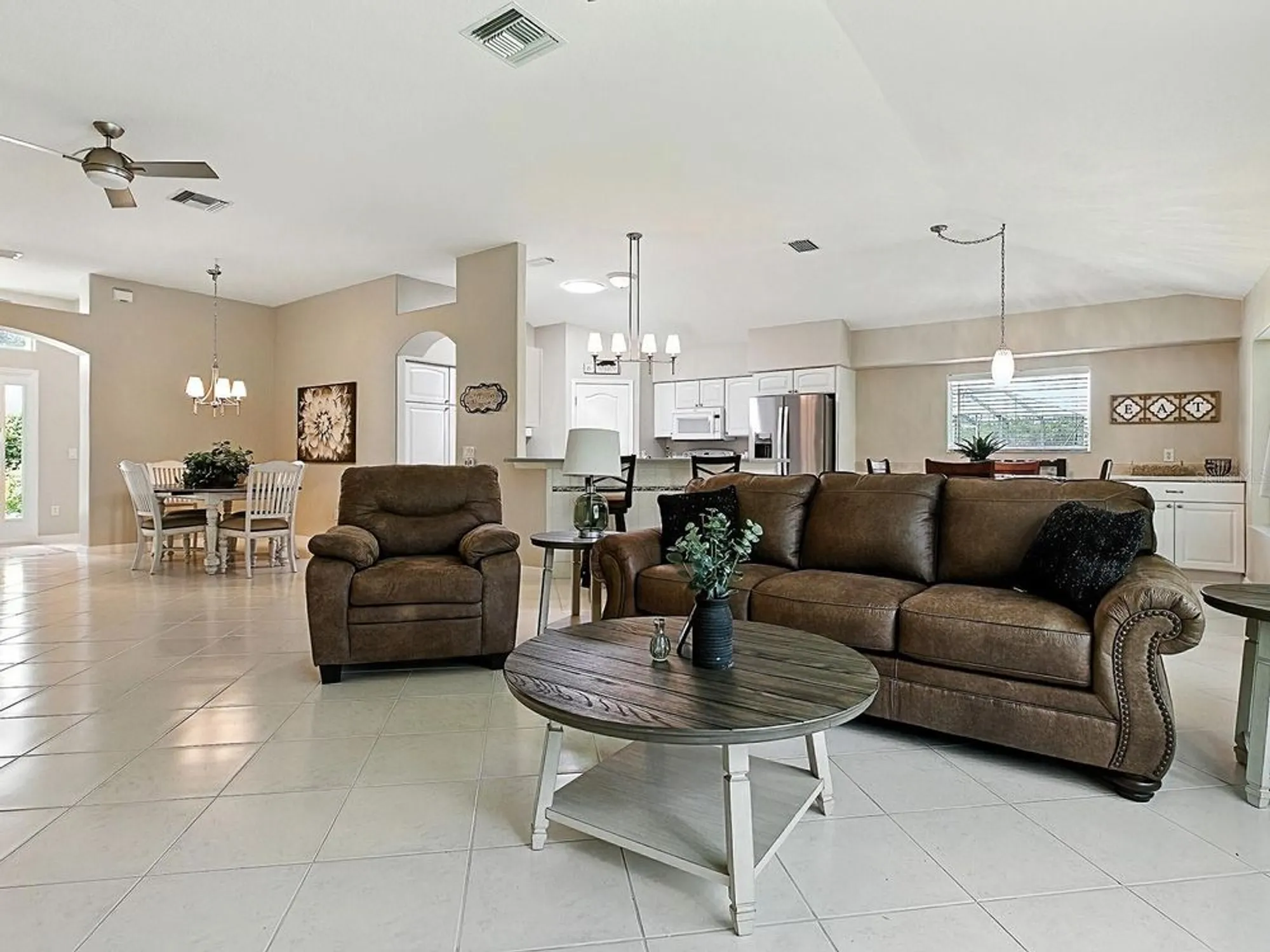 Property Slideshow image 14 of 56 | 17037 se 76th creekside cir, The Villages, FL, 32162