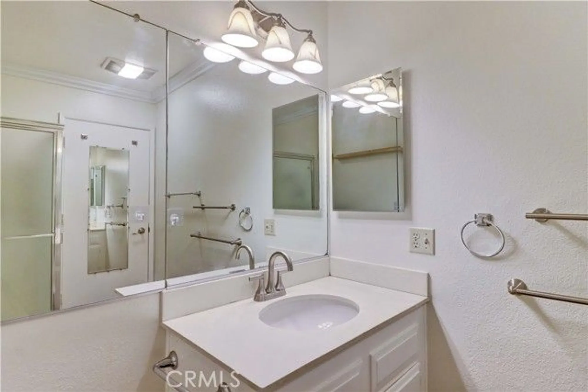 Property Slideshow image 15 of 41 | 2391 via mariposa 2e, Laguna Woods, CA, 92637