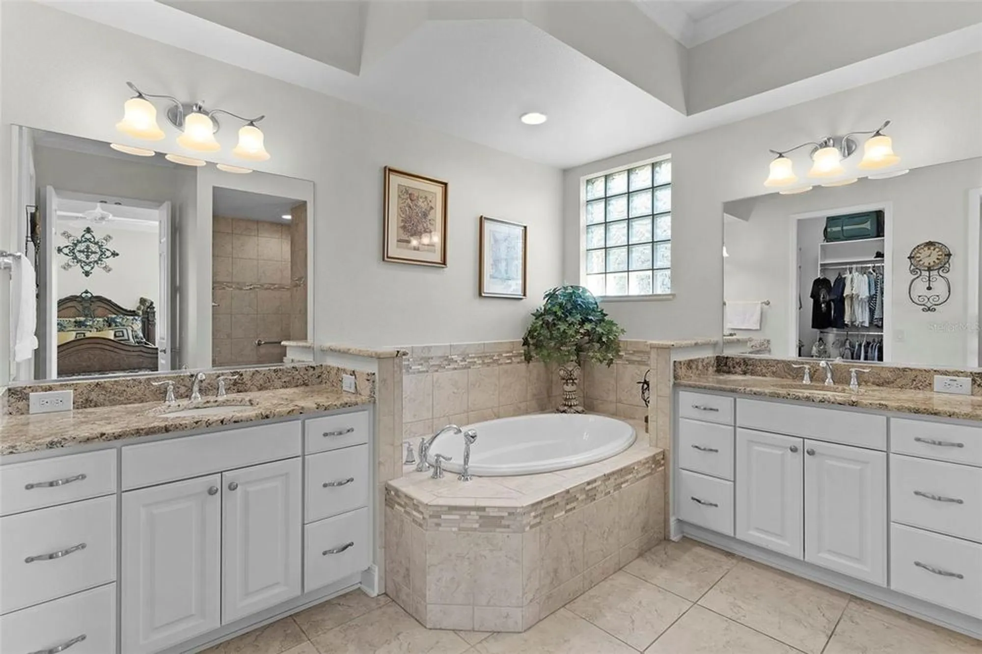 Property Slideshow image 40 of 69 | 2259 isleworth cir, The Villages, FL, 32163