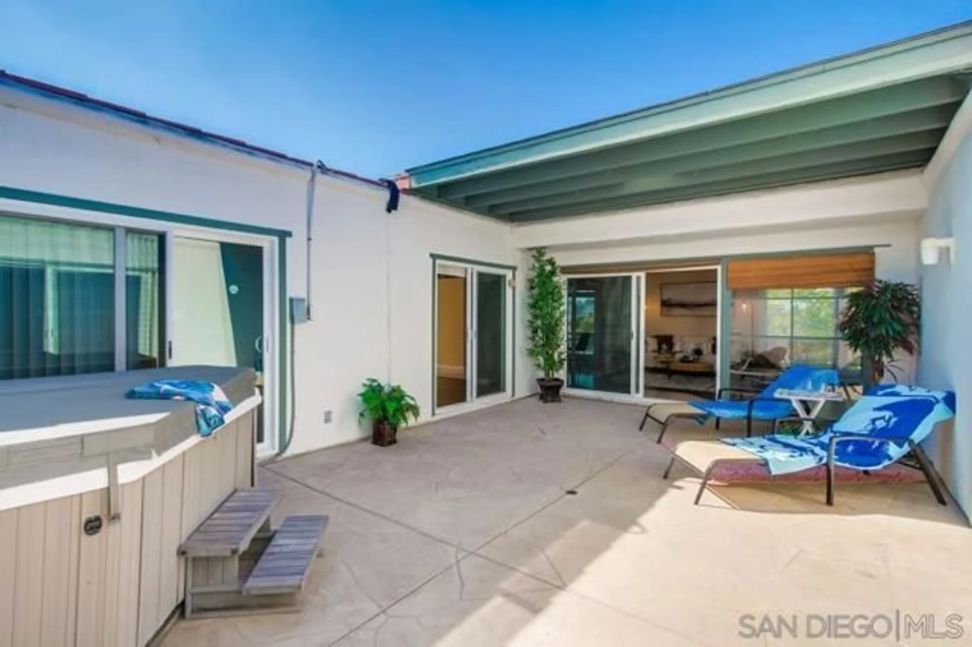 Property Slideshow image 48 of 54 | 3621 vista campana s unit 92, Oceanside, CA, 92057