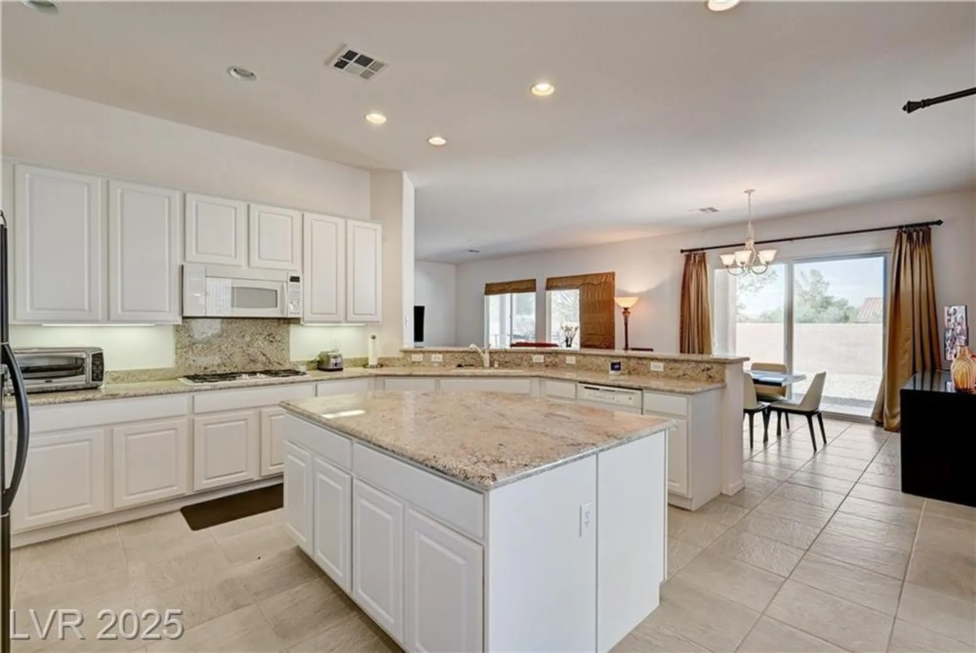 Property Slideshow image 17 of 45 | 2183 clearwater lake dr, Henderson, NV, 89044
