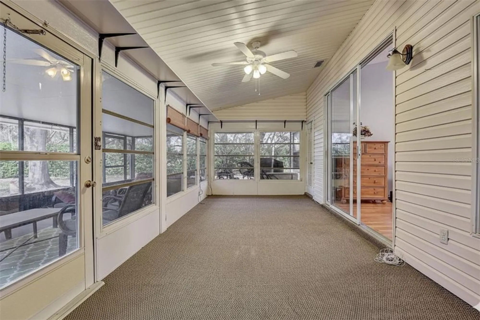 Property Slideshow image 29 of 43 | 25273 lost oak cir, Leesburg, FL, 34748