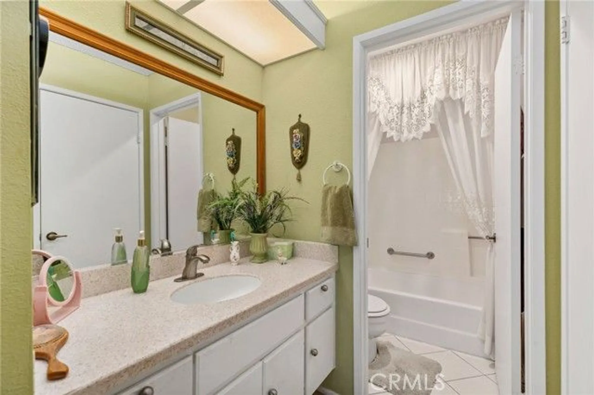 Property Slideshow image 9 of 29 | 672 la quinta dr, Banning, CA, 92220